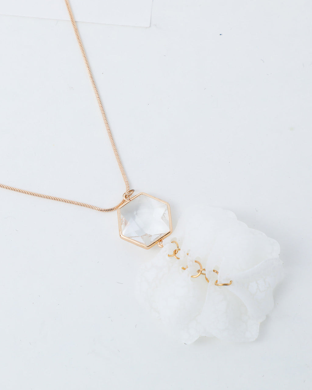VOJ White Feather Styled Necklace