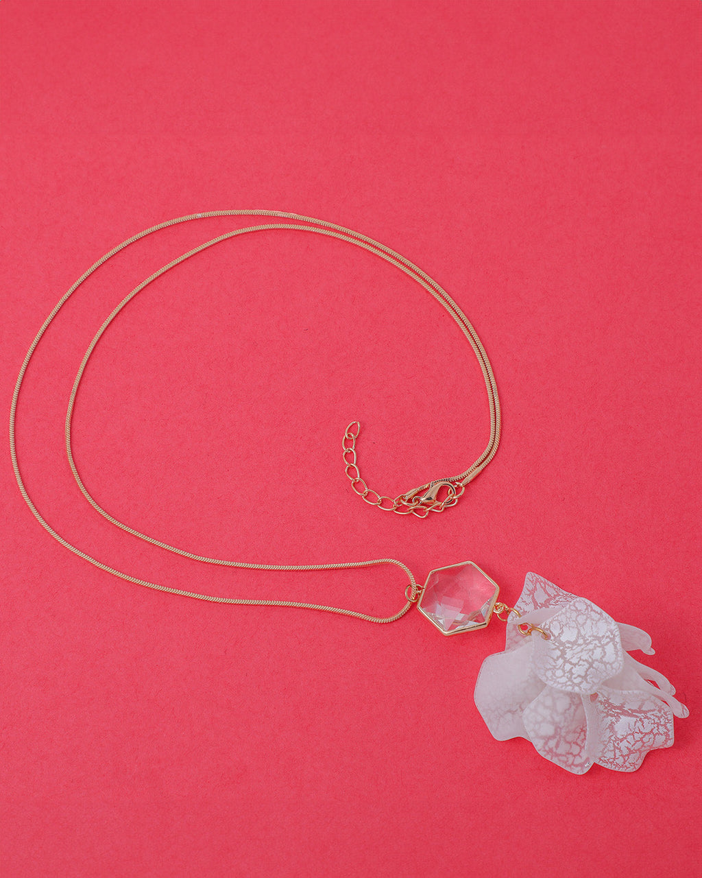 VOJ White Feather Styled Necklace