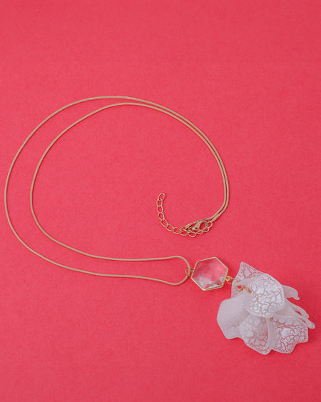 VOJ White Feather Styled Necklace