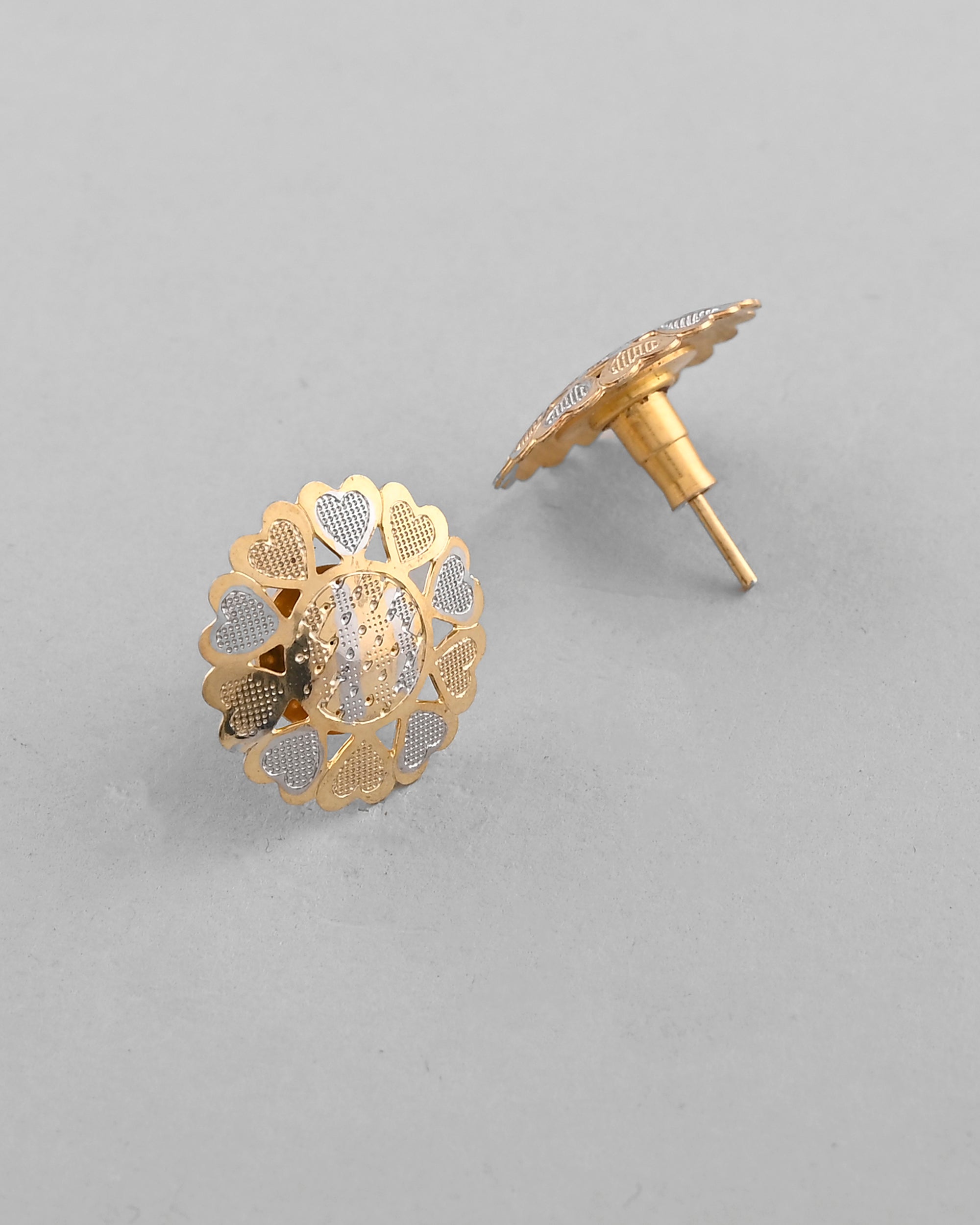 VOJ White and Yellow Gold-Polished Chain With Flower shaped Pandent And Flower shaped Earrings