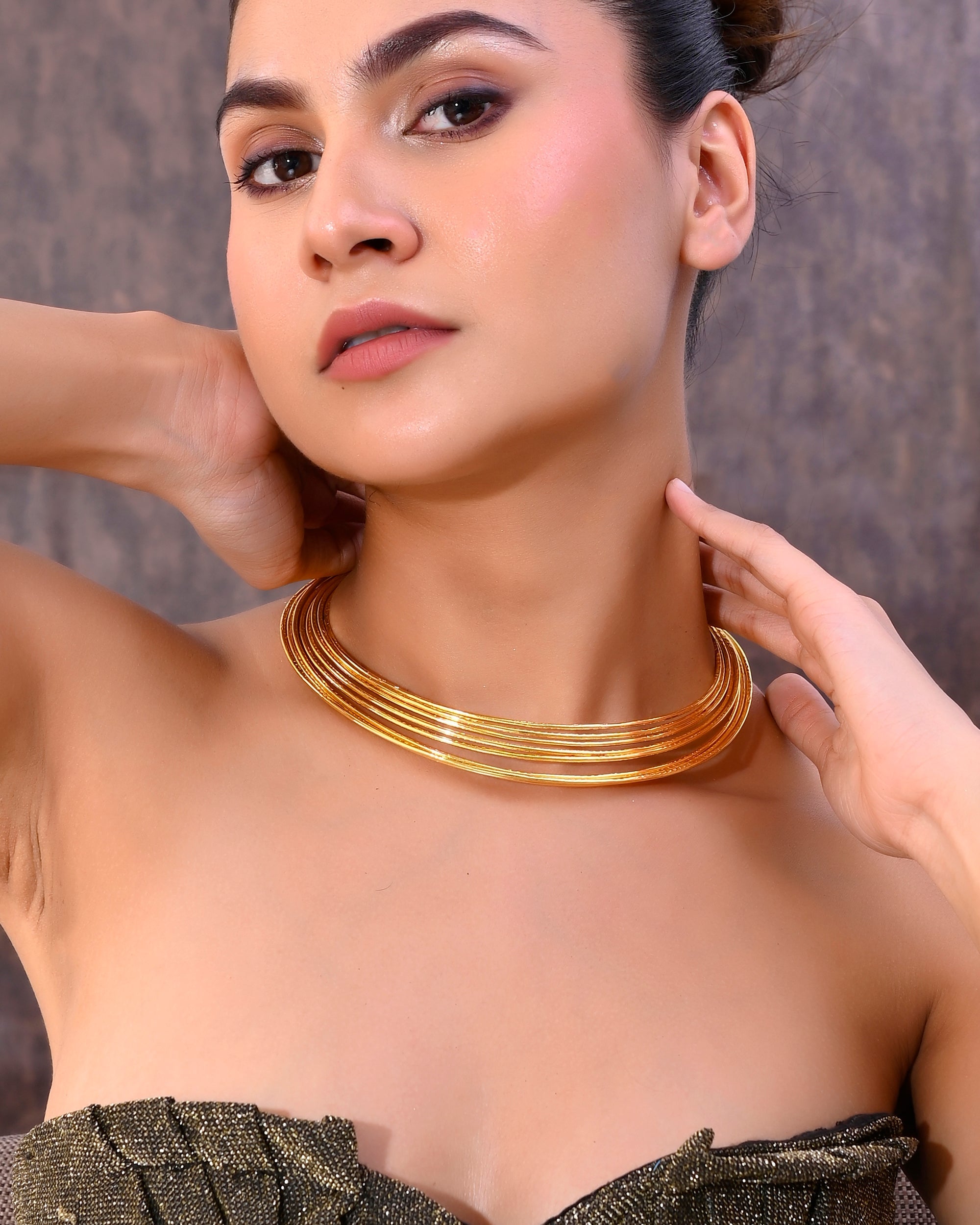 VOJ Gold-Polished Muti Layared Hasli Necklace