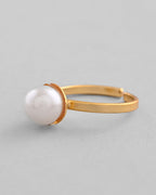 VOJ Gold-Polished One Pearl Ring