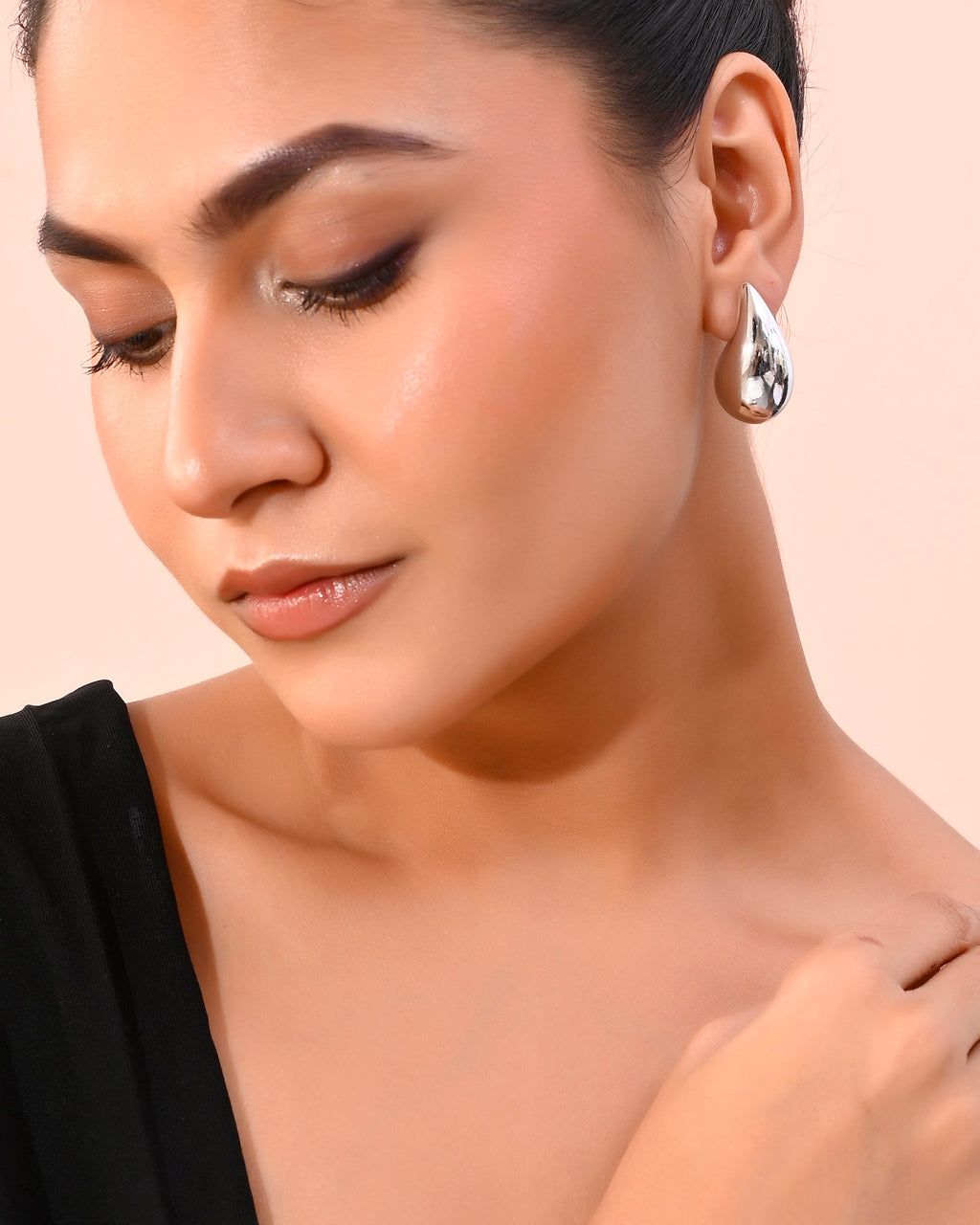 VOJ Silver Plated Teardrop-Shaped Stud Earrings - Distacart
