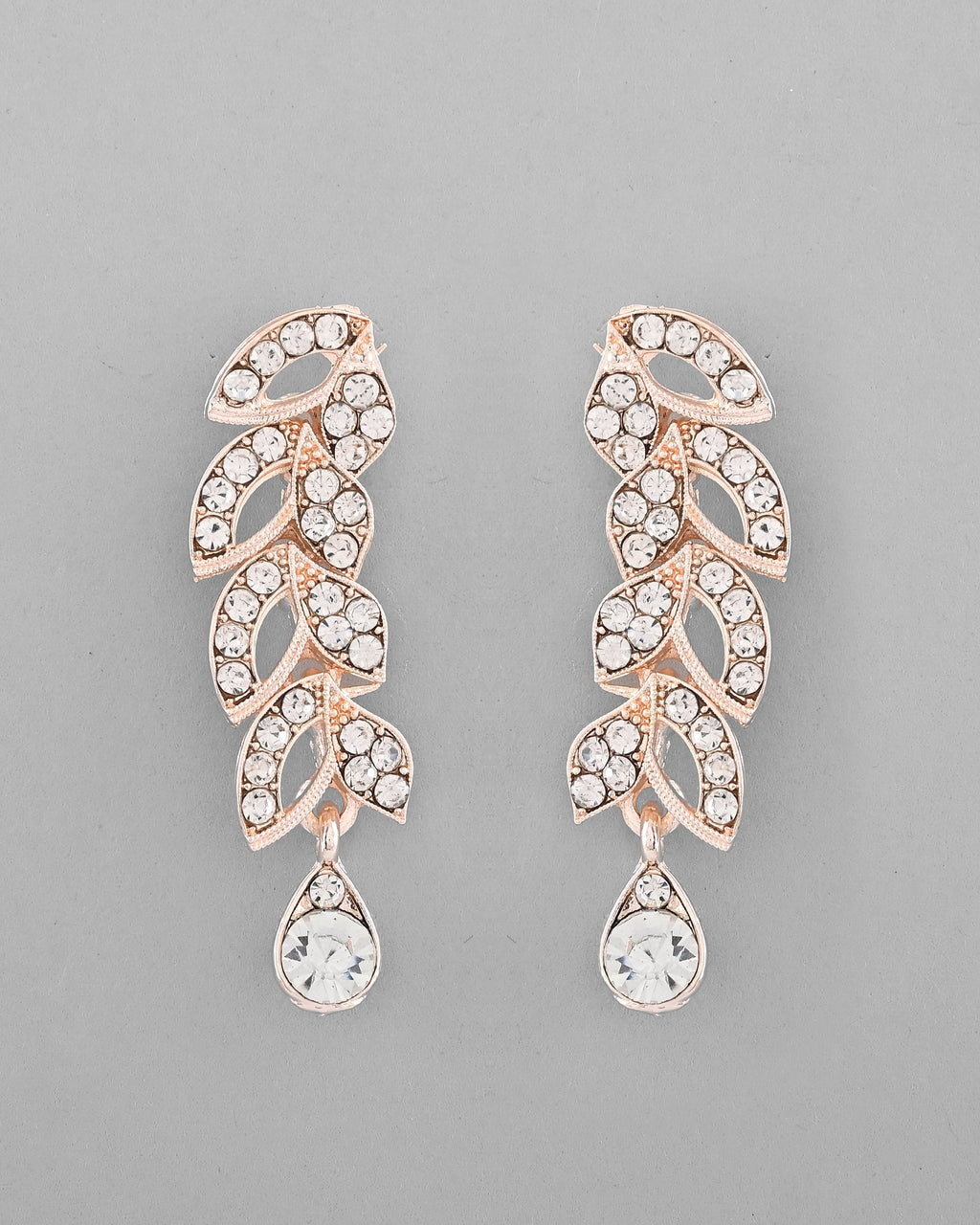 VOJ Gold-Polished CZ-Studded Jewellery Set With Mangtikka
