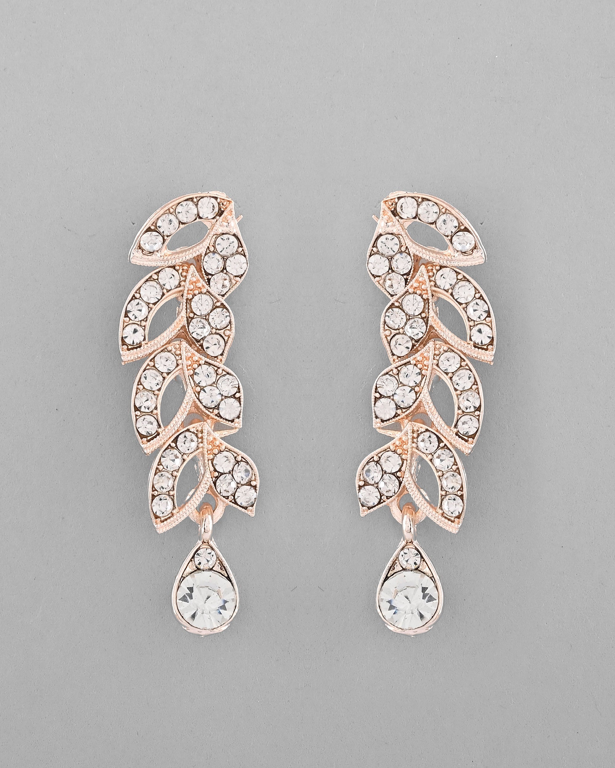 VOJ Gold-Polished CZ-Studded Jewellery Set With Mangtikka