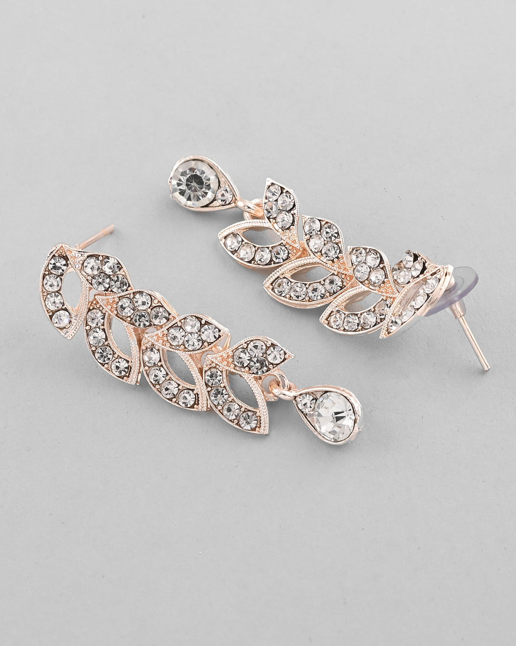 VOJ Gold-Polished CZ-Studded Jewellery Set With Mangtikka