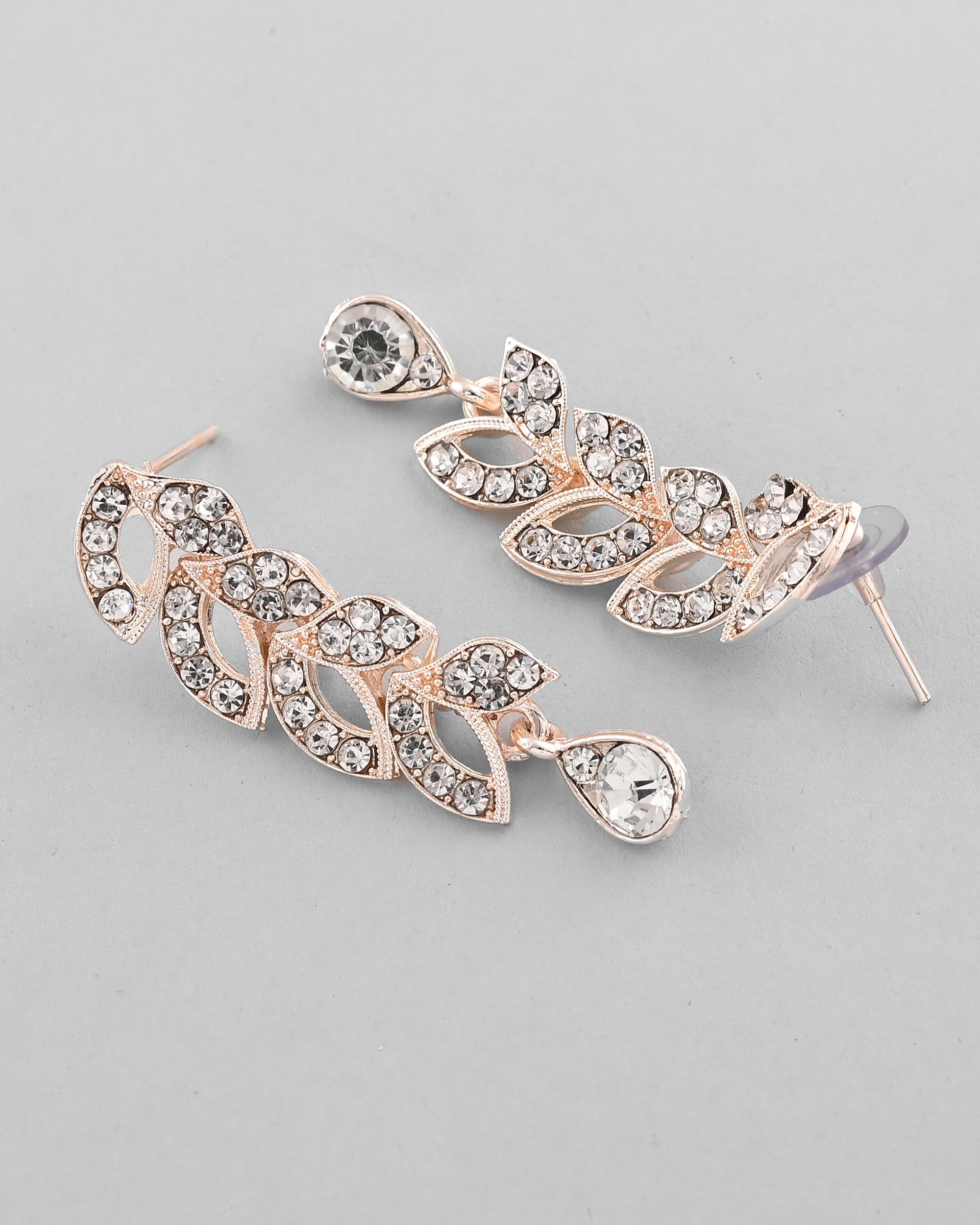 VOJ Gold-Polished CZ-Studded Jewellery Set With Mangtikka