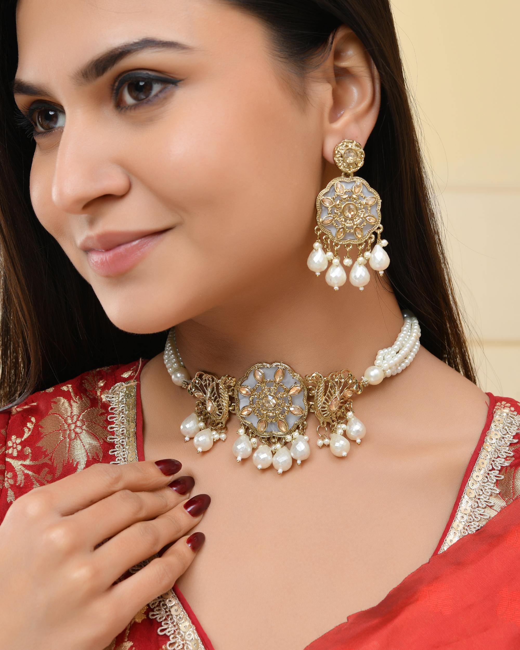 VOJ Gold-Polished Kundan And White Beaded Jewellery Set