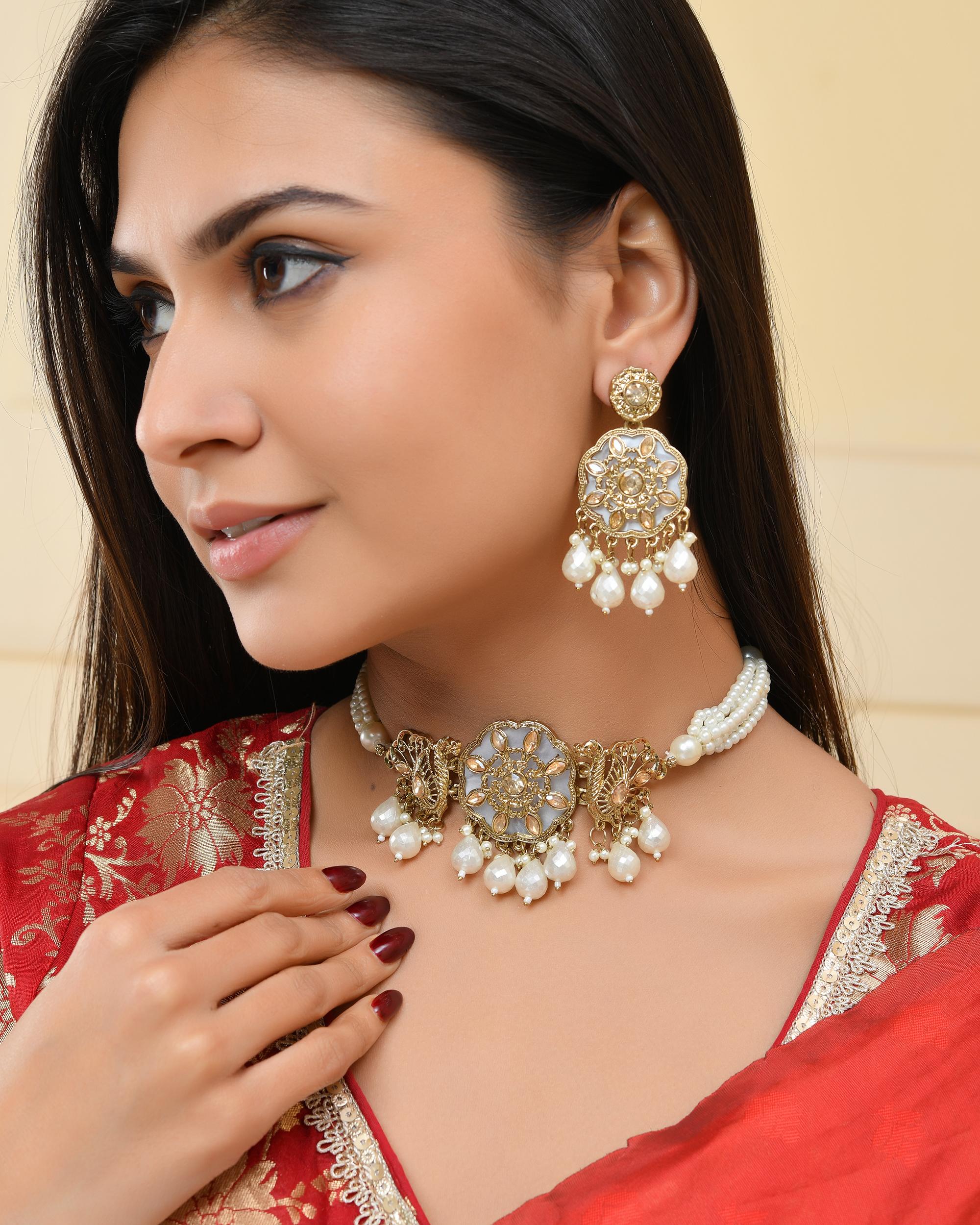 VOJ Gold-Polished Kundan And White Beaded Jewellery Set