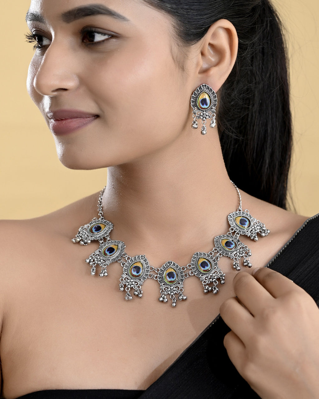 VOJ Silver Toned Peacock Printed Choker Necklace With Earrings Set