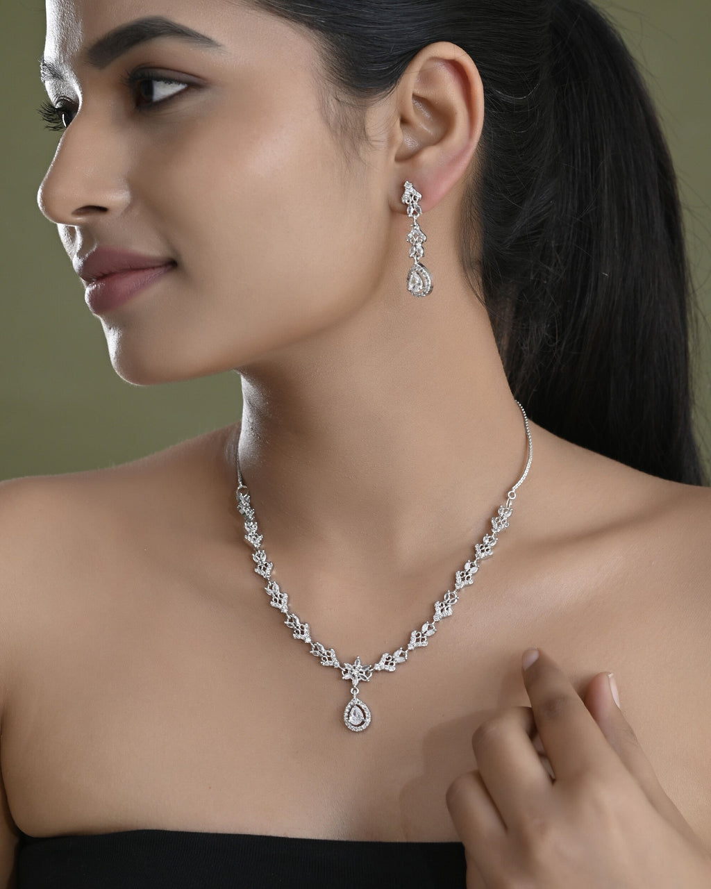 VOJ Silver Plated Elegent Designer AD Jewellery Set
