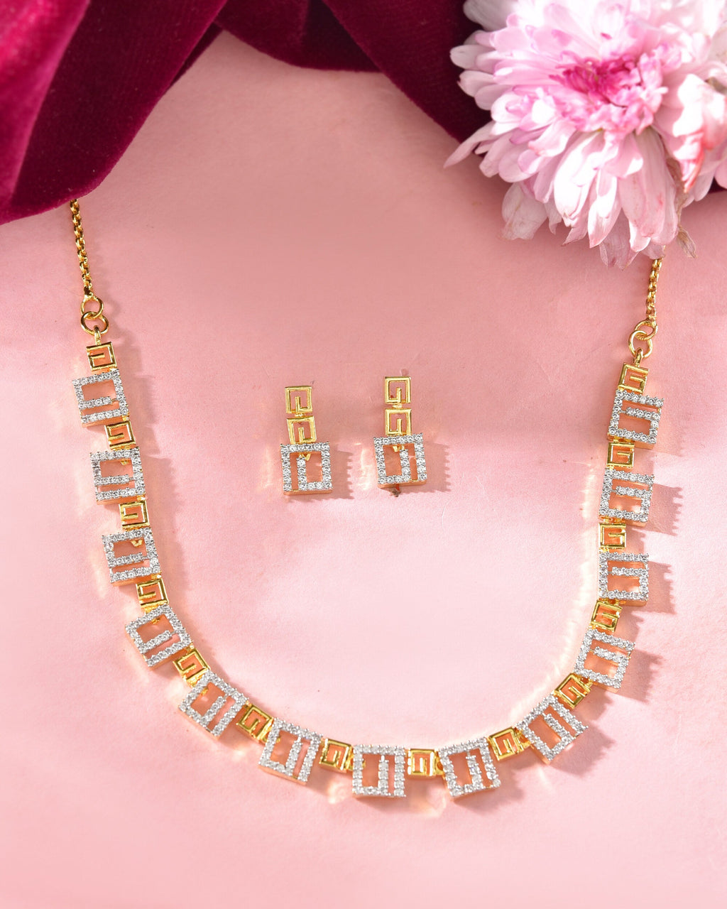 VOJ Gold-Polished Geometrical AD Jewellery Set
