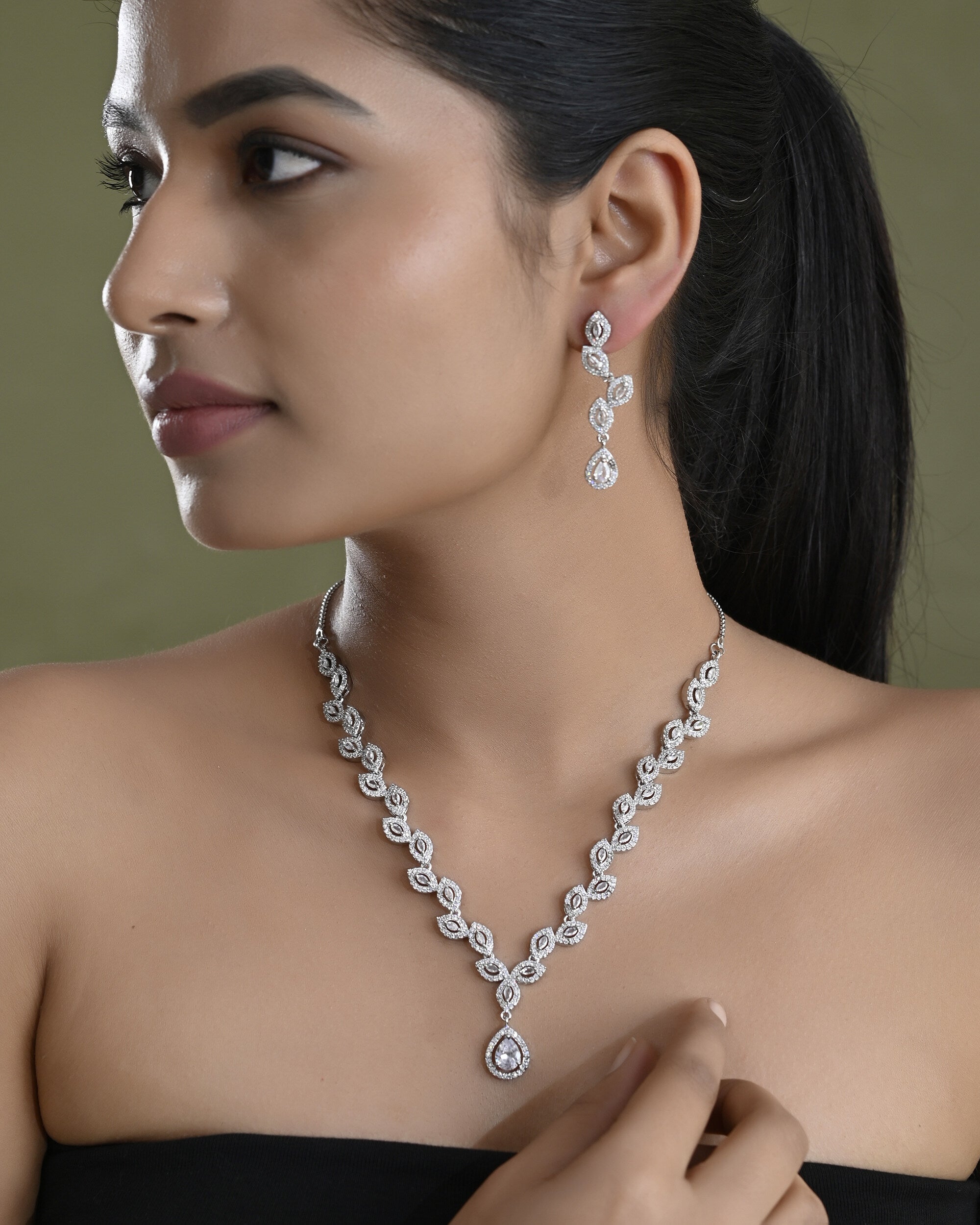 VOJ Silver Plated Tear Drop Shaped AD Necklace With Earrings Set