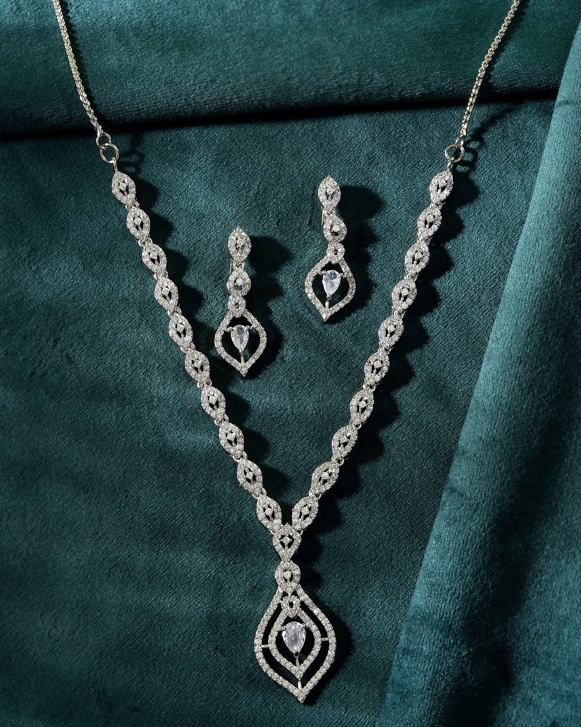 VOJ Silver Plated Tear Drop Shaped AD Necklace With Earrings Set