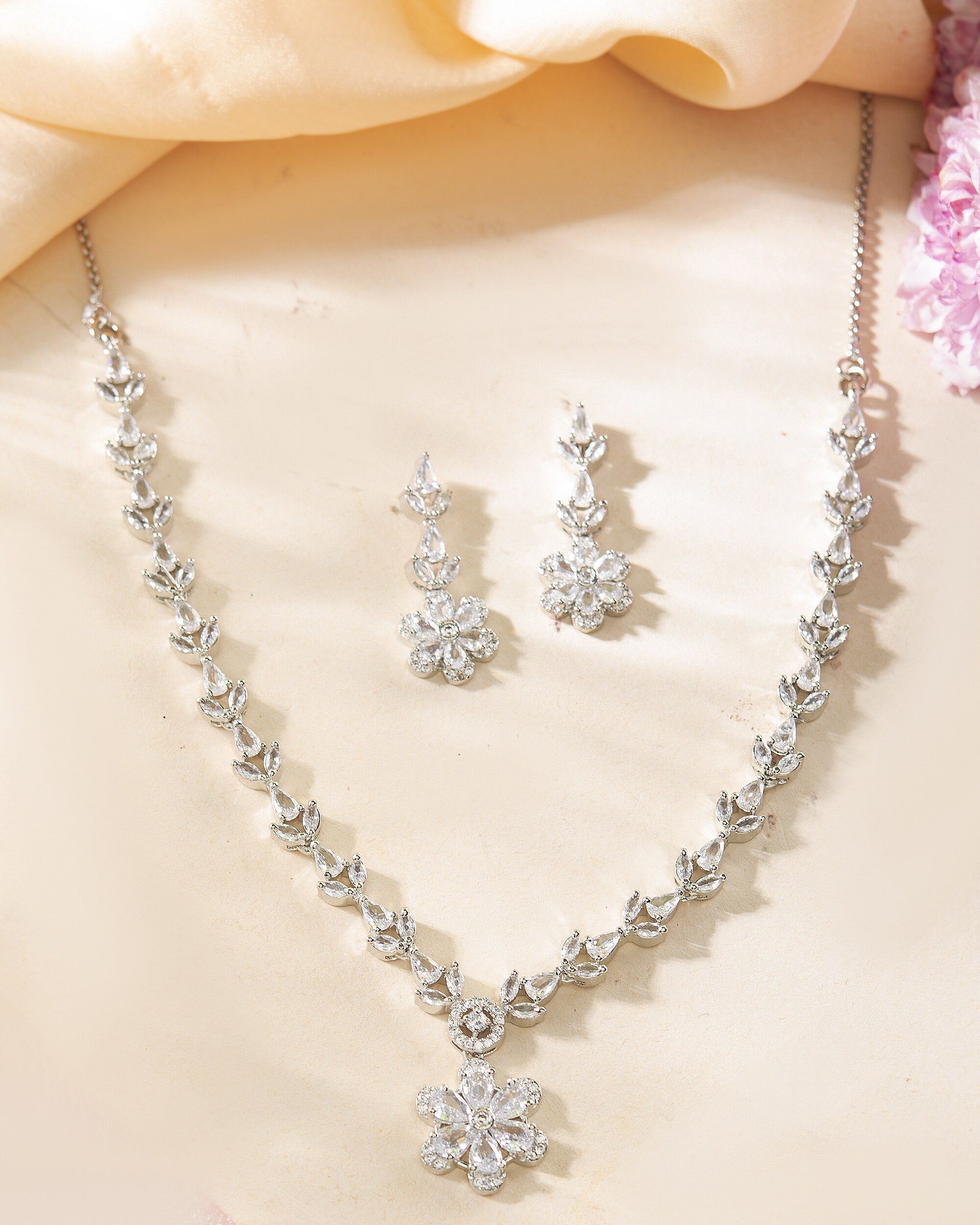 VOJ Silver Plated Floral AD Jewellery Set