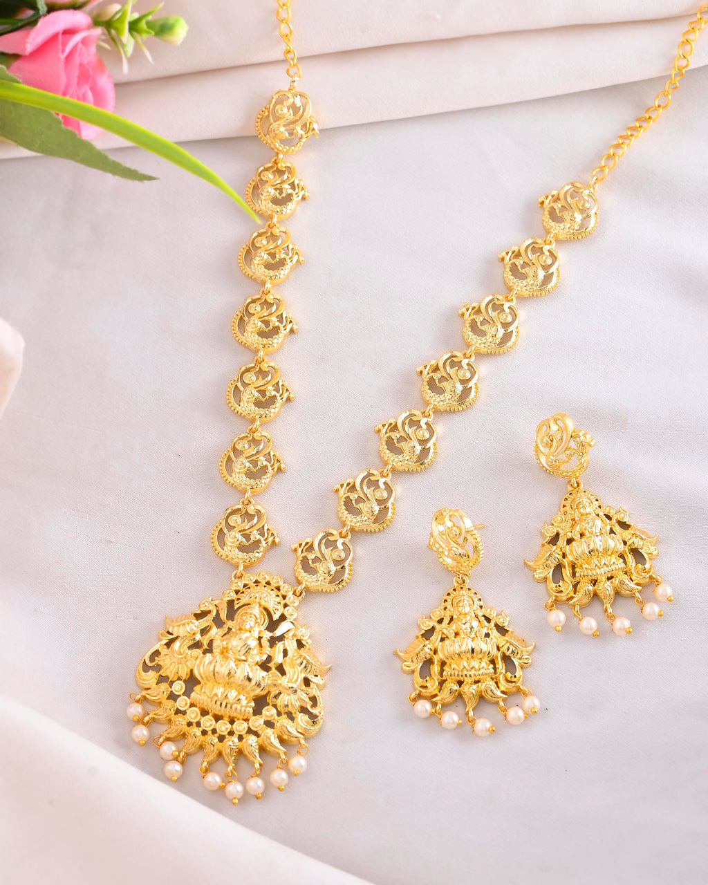 VOJ Gold-Polished Anti Tarnish Temple Jewellery Set