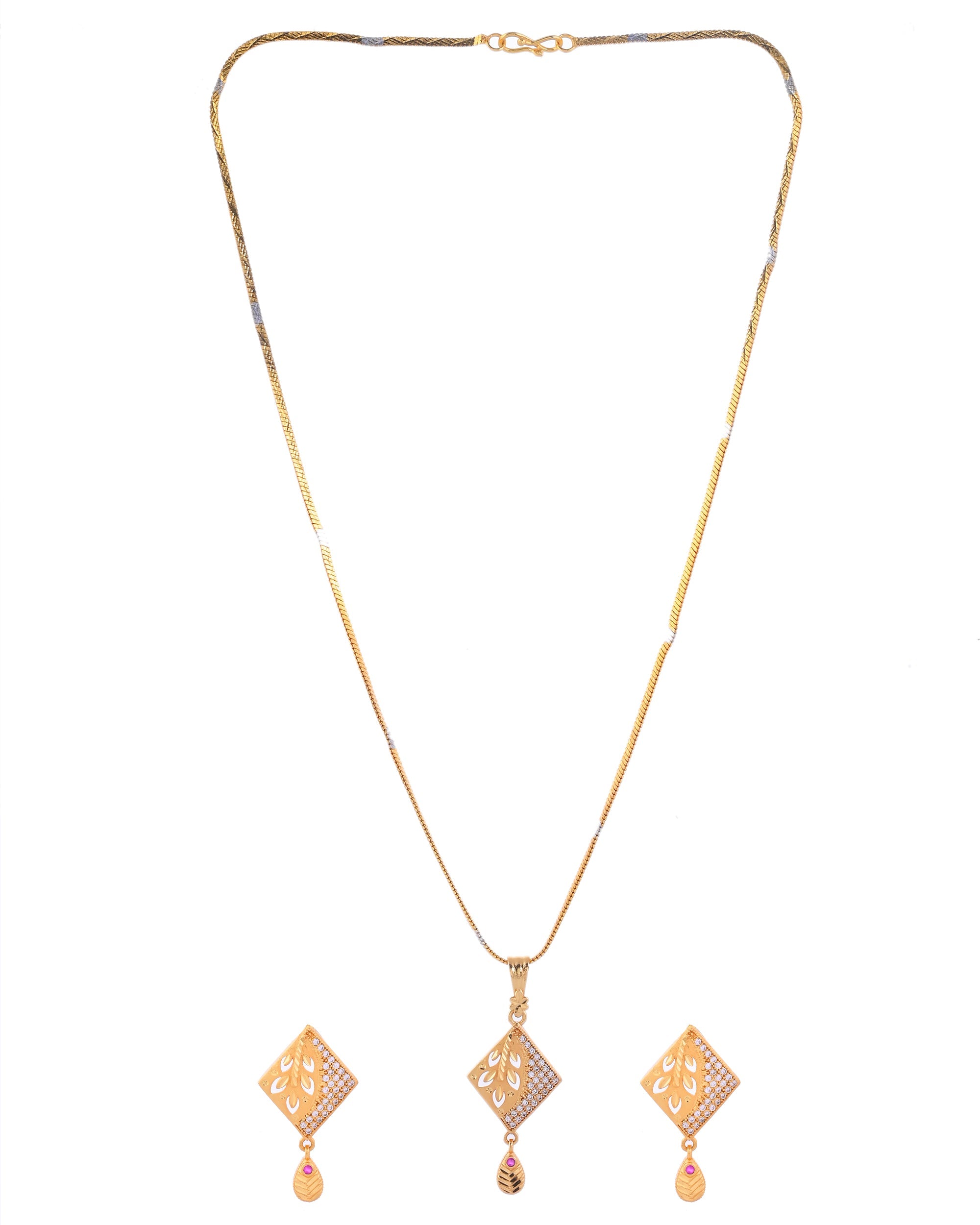VOJ Gold-Polished Geomatrical AD Stone Studded Chain Set