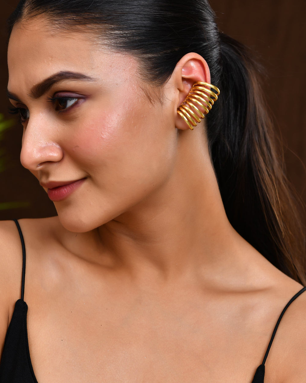 VOJ Gold Polished Circular Openable Ear Cuff - Distacart