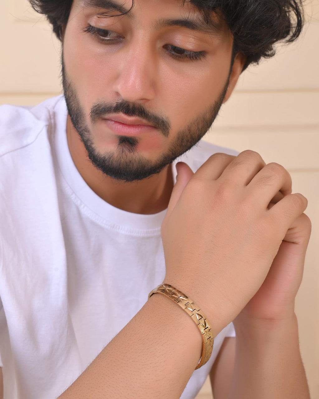 VOJ Gold Polished Textured Men's Bracelet - Distacart
