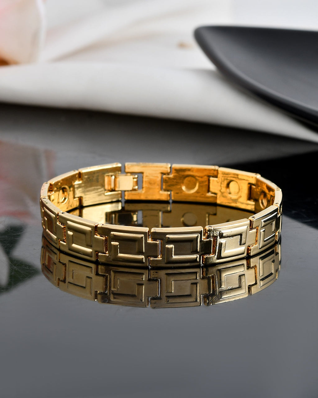 VOJ Men's Gold Polished Stainless Steel Link Bracelet - Distacart