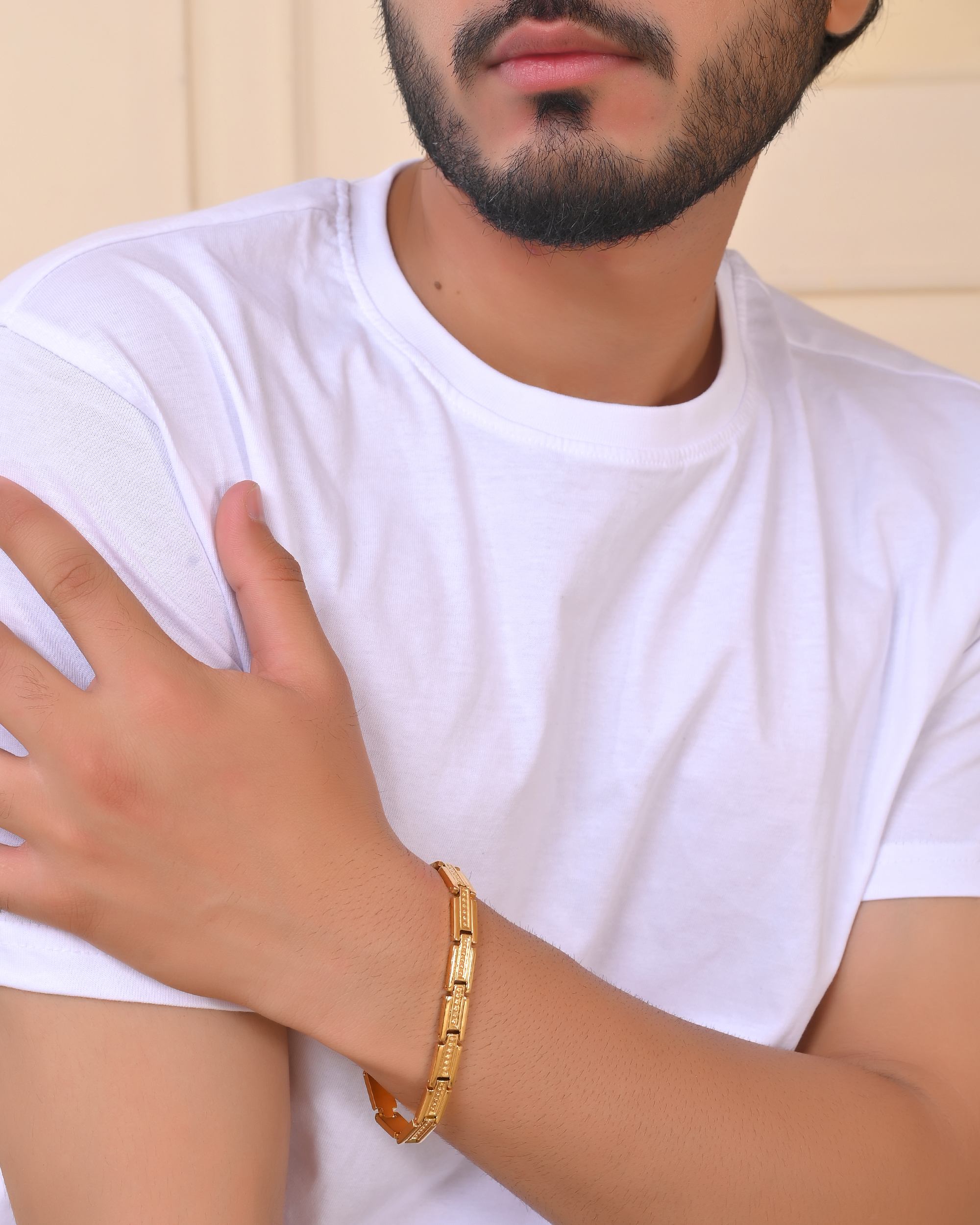 VOJ Men Gold Polished Textural Link Bracelet - Distacart