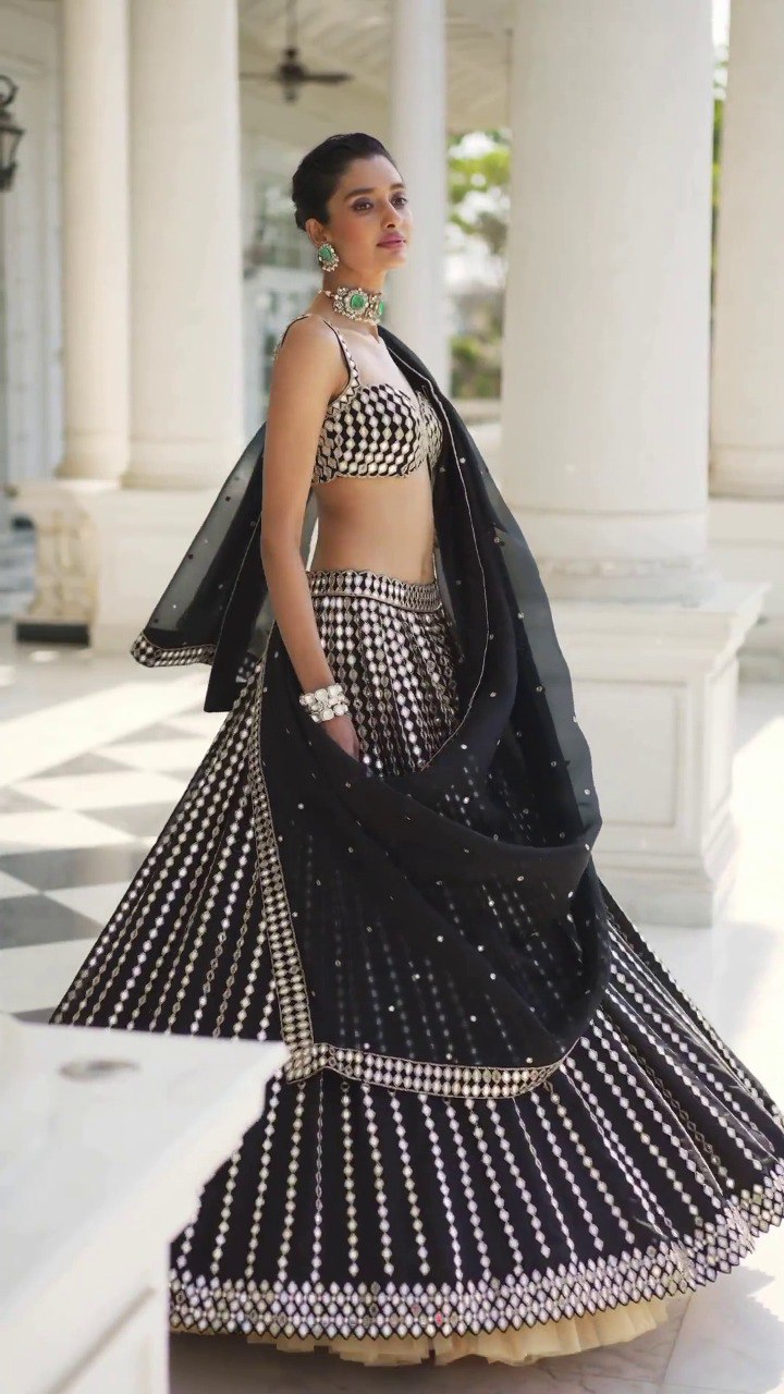 Lehenga Mart Glamorous Designer Lehenga Choli for Bridal and Bridesmaids Wedding Wear Choli