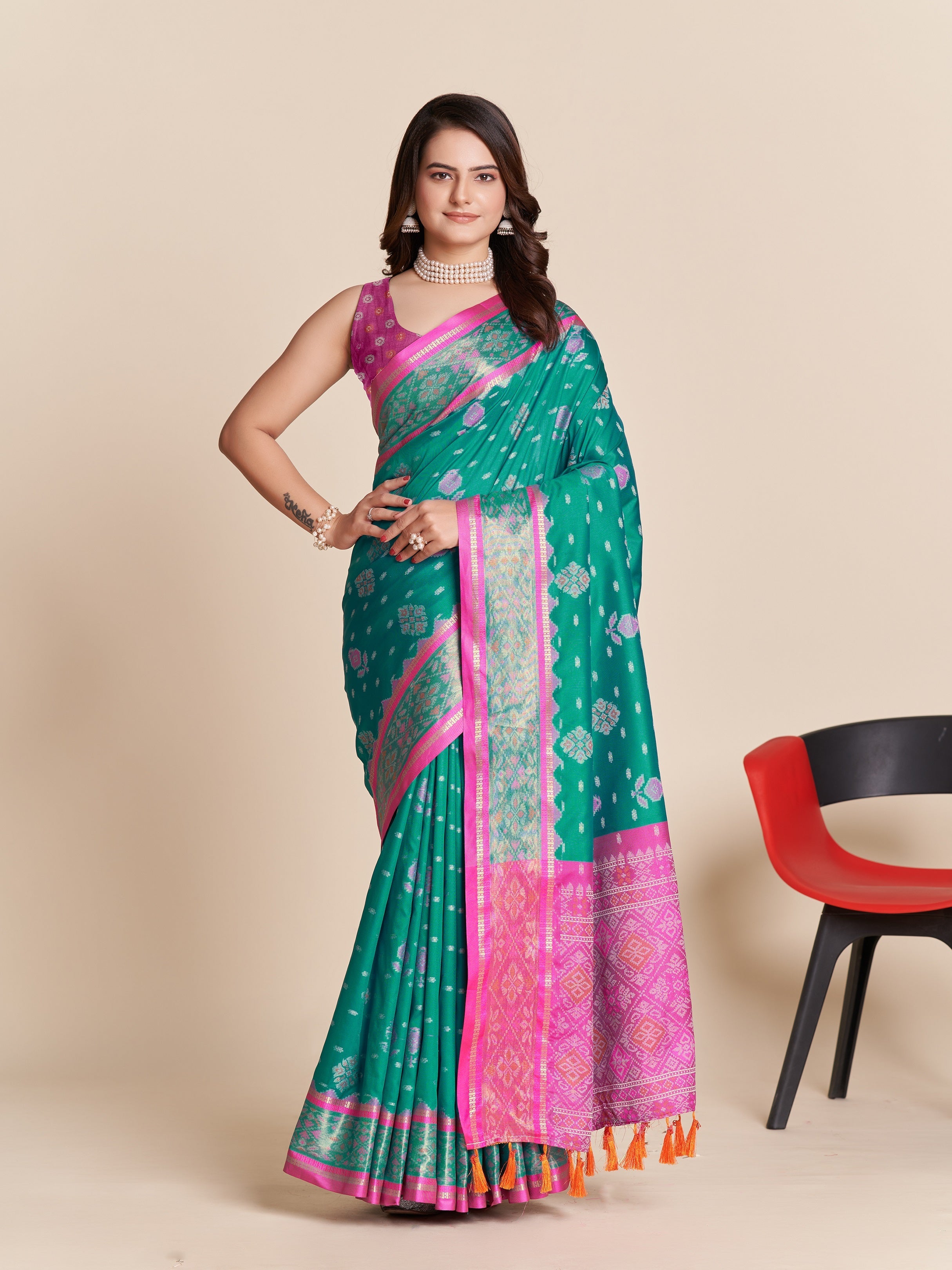Vedant Vastram Rama Color Kanjeevaram Silk Saree - Rama
