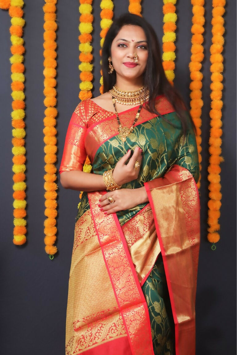 Jyoti Fashion Women's Bottle Green Kanjivaram Silk Zari Woven Saree with Blouse