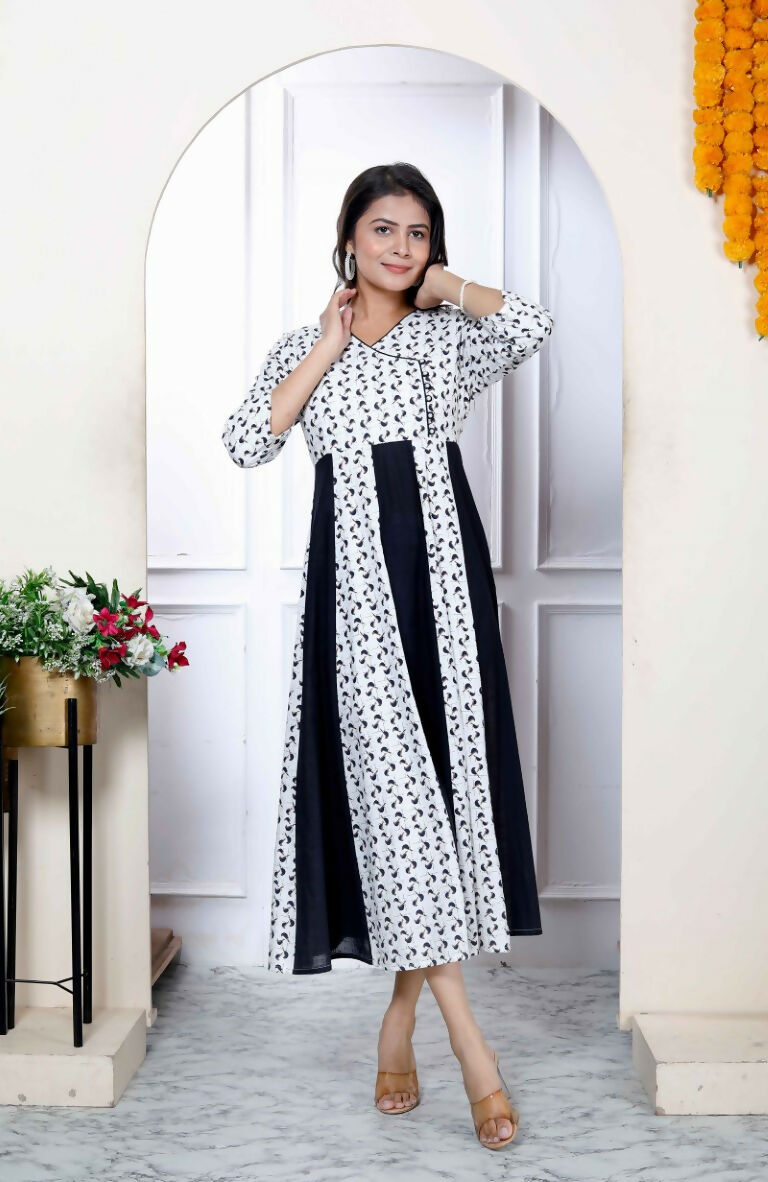 Miravan Women's Cotton White Bird Print Anarkali Kurta