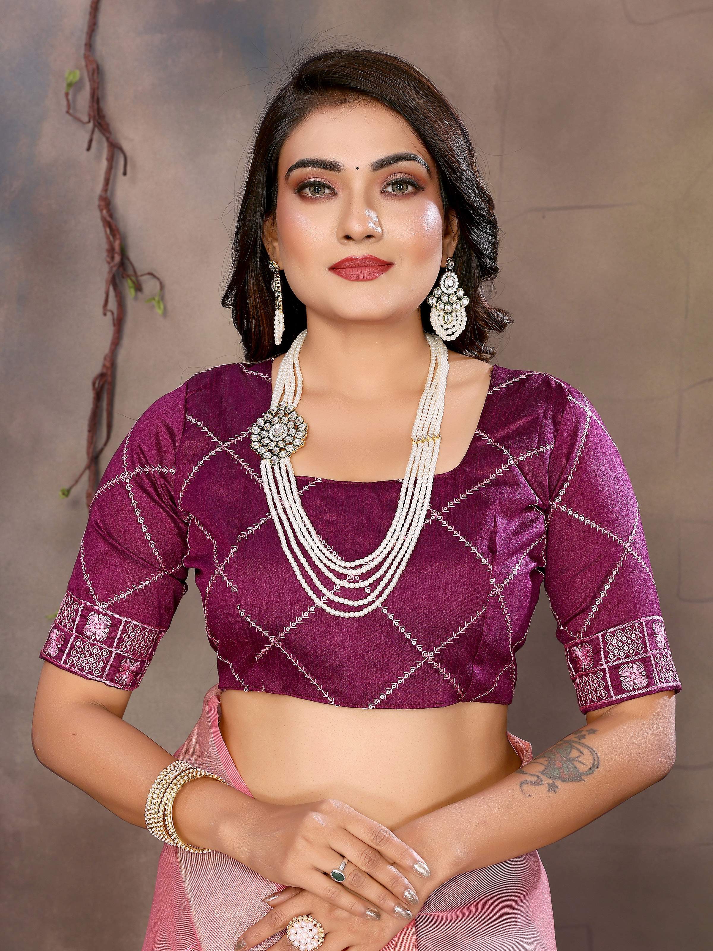 Vedant Vastram Chiffon Net Embroidery work Bollywood Fancy Saree - Peach