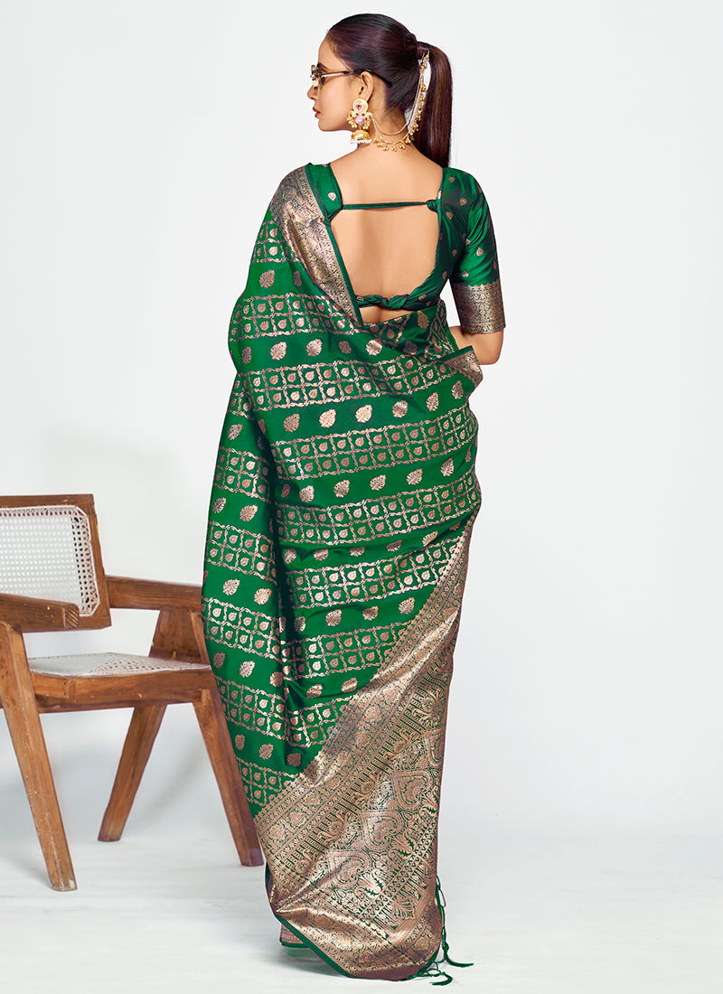 Vellora Emerald Green Soft Silk Royal Zari Weaving Saree - Distacart