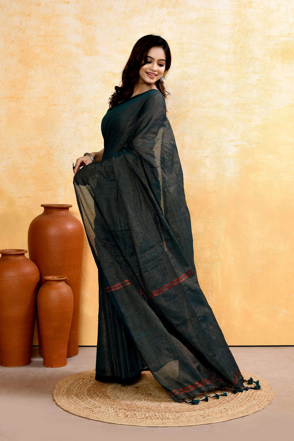 Piyari Fashion Women's Moss Green Embellished Cotton Blend Zari Check Handloom Saree - Distacart