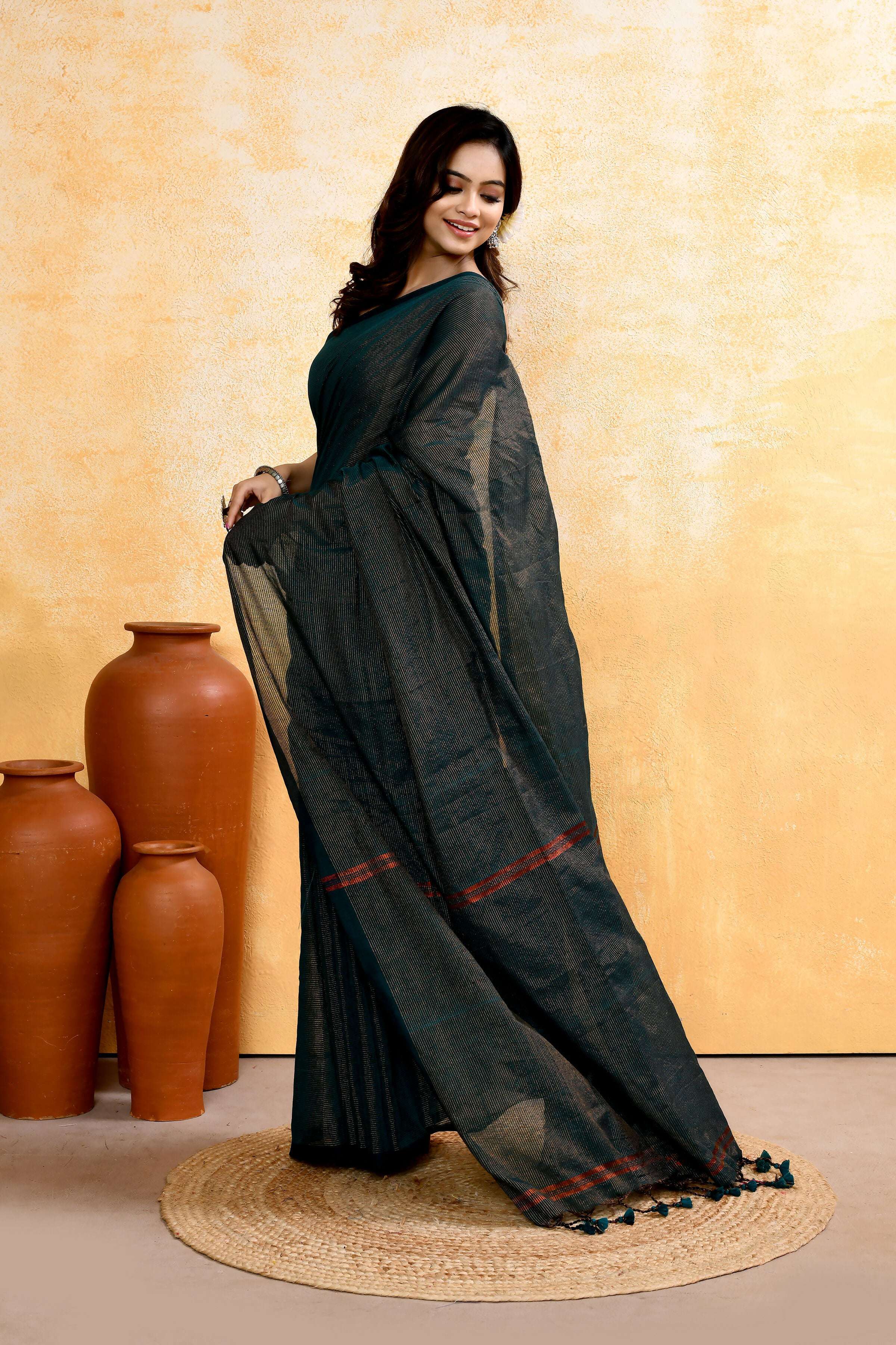 Piyari Fashion Women's Moss Green Embellished Cotton Blend Zari Check Handloom Saree - Distacart