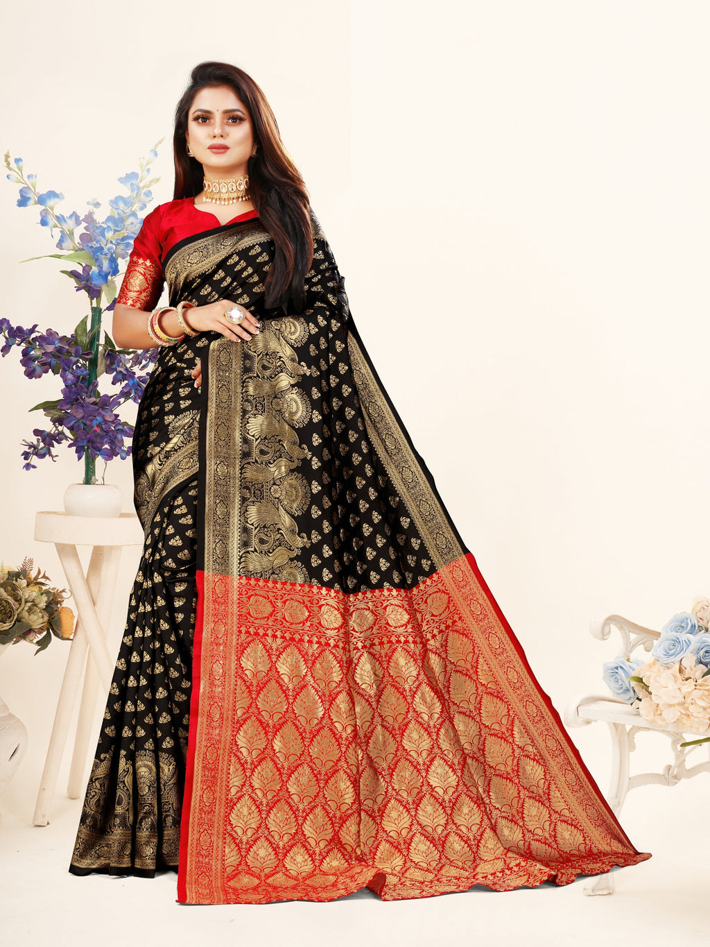 Vedant Vastram Litchi Silk Designer Banarasi Saree - Black