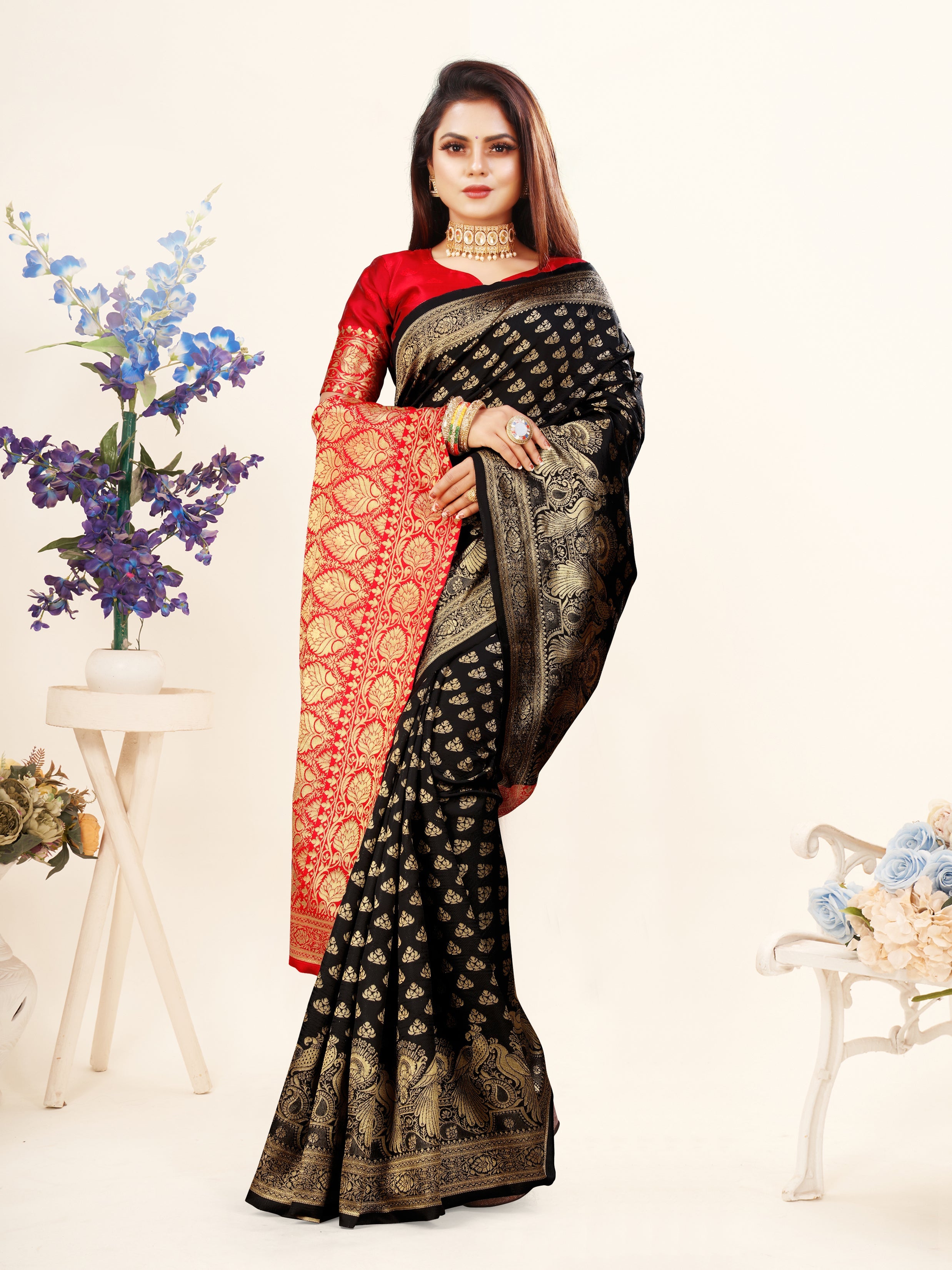 Vedant Vastram Litchi Silk Designer Banarasi Saree - Black