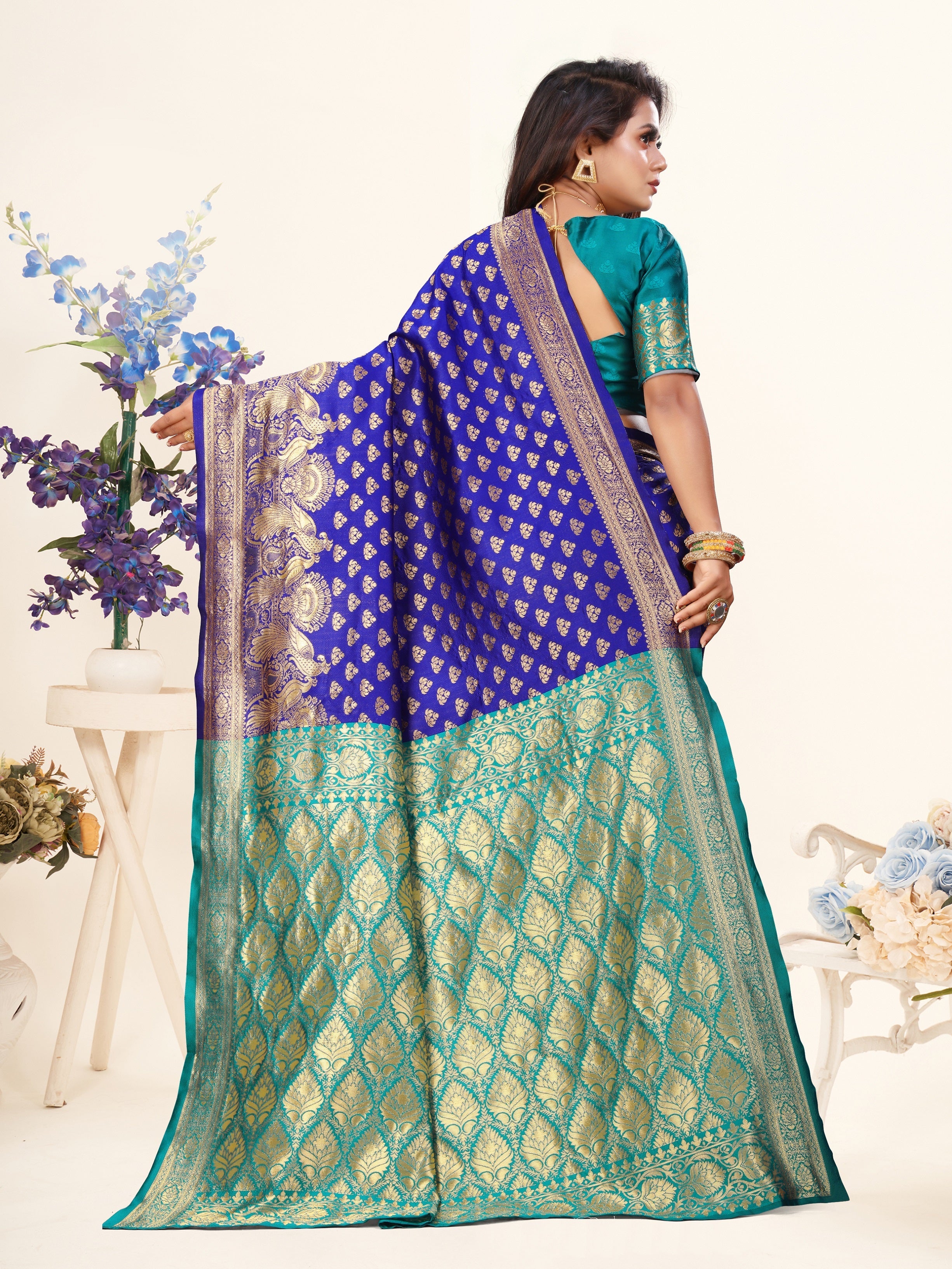 Vedant Vastram Litchi Silk Designer Banarasi Saree - Violate