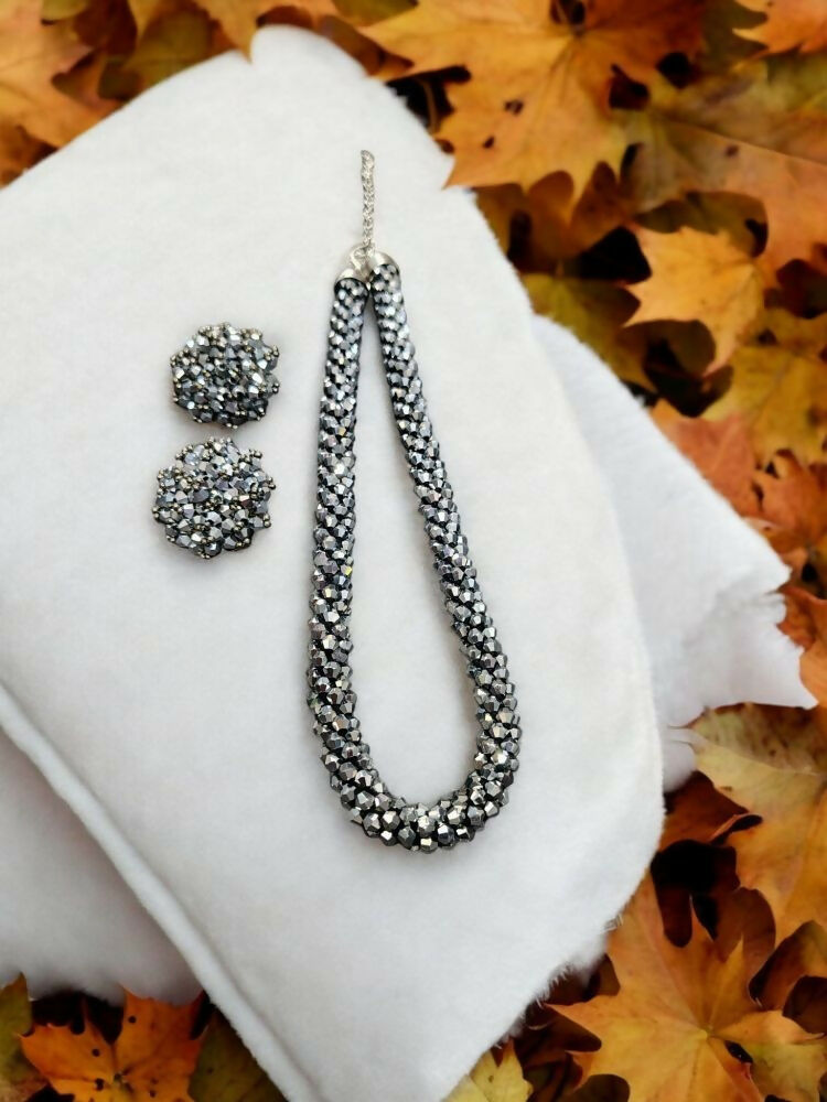 Inhanns Noor-E-Jalwa – Handmade Crystal Bead Necklace / Necklace With Earrings -Adjustable - Titanium