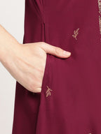 Ahalyaa Women's Wine Crepe Gold Glitter Print Kurta Trouser Set