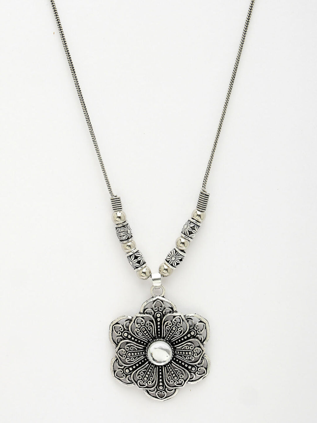 NVR Women's Silver-Toned Floral Shape Pendant with Chain