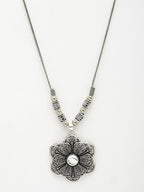 NVR Women's Silver-Toned Floral Shape Pendant with Chain