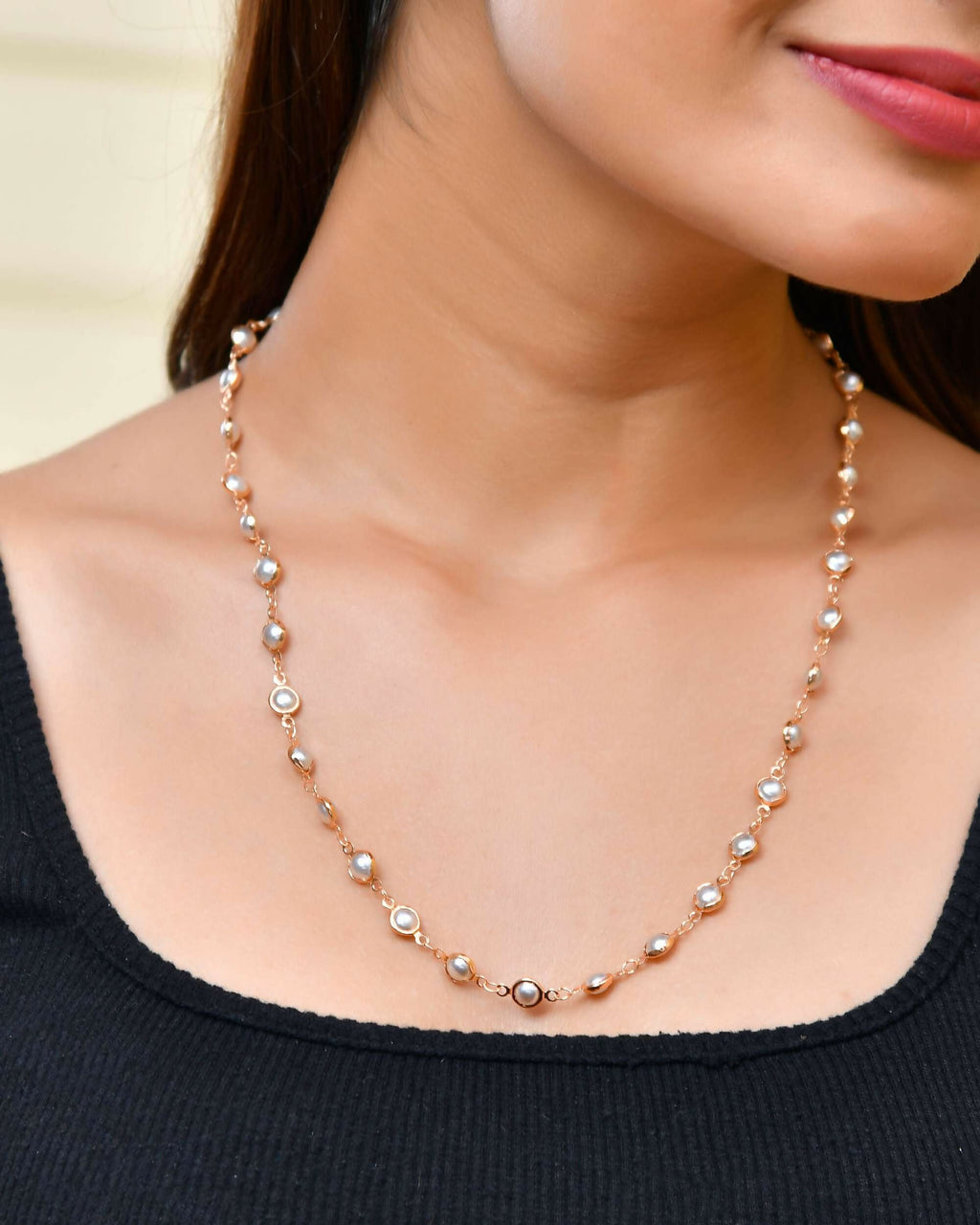 VOJ Gold-Polished Chain For Women With White Pearls