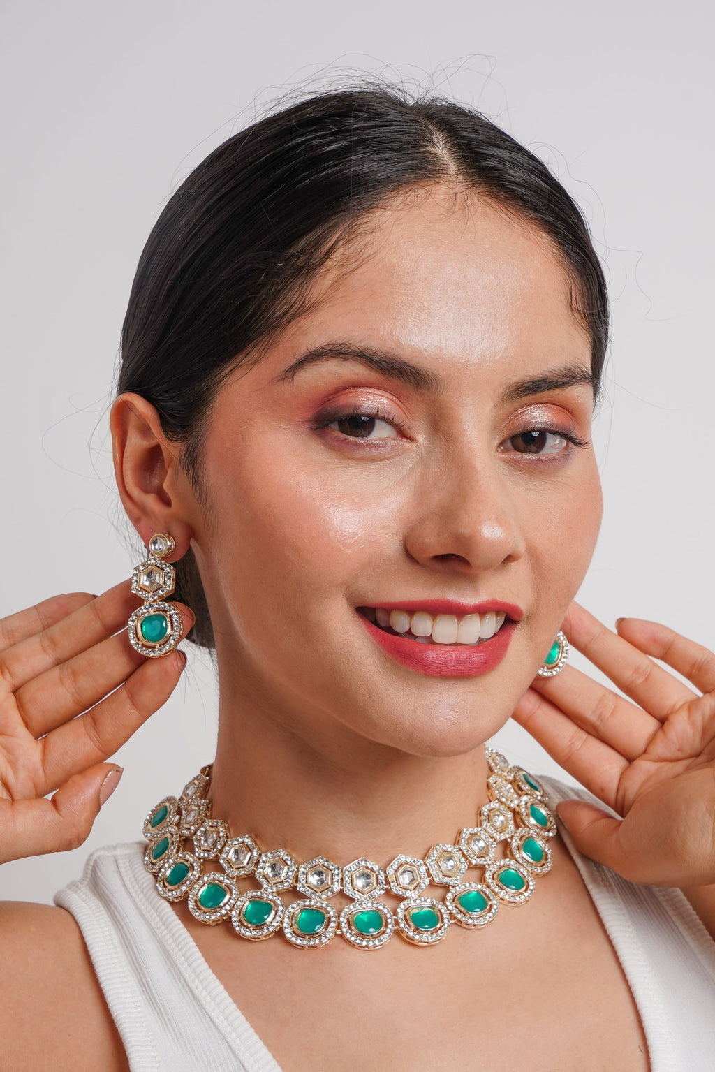 Divisha Alloy Gold-plated Green Jewellery Set