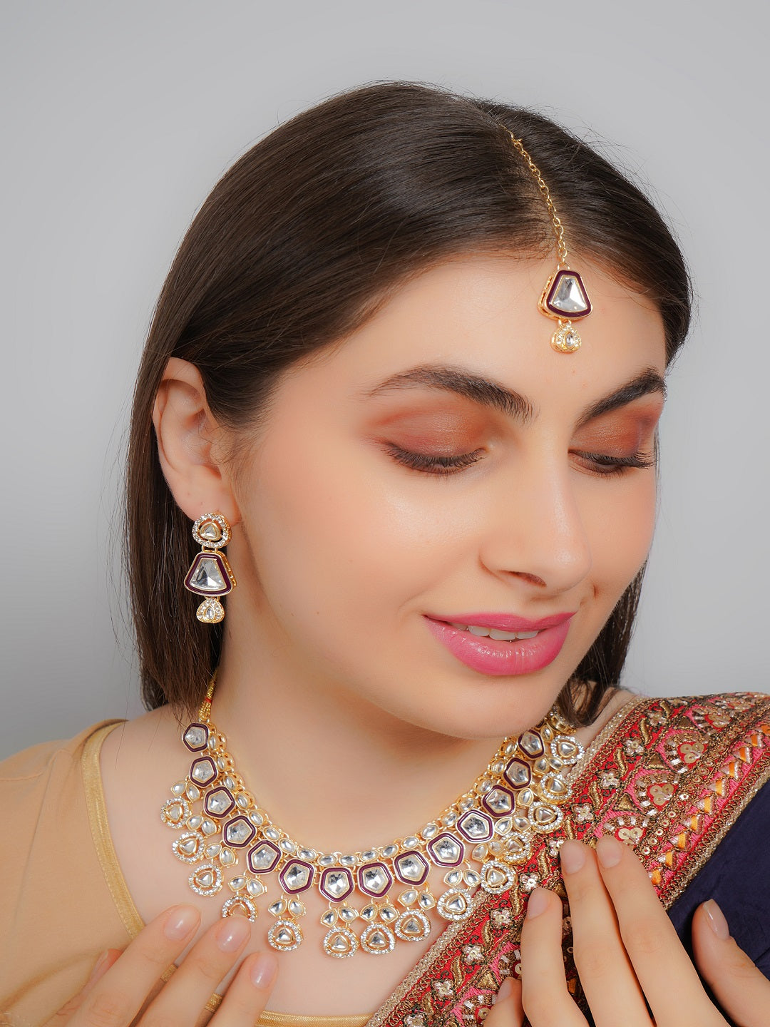 Divisha Alloy Gold-plated White Purple Western Jewellery Set