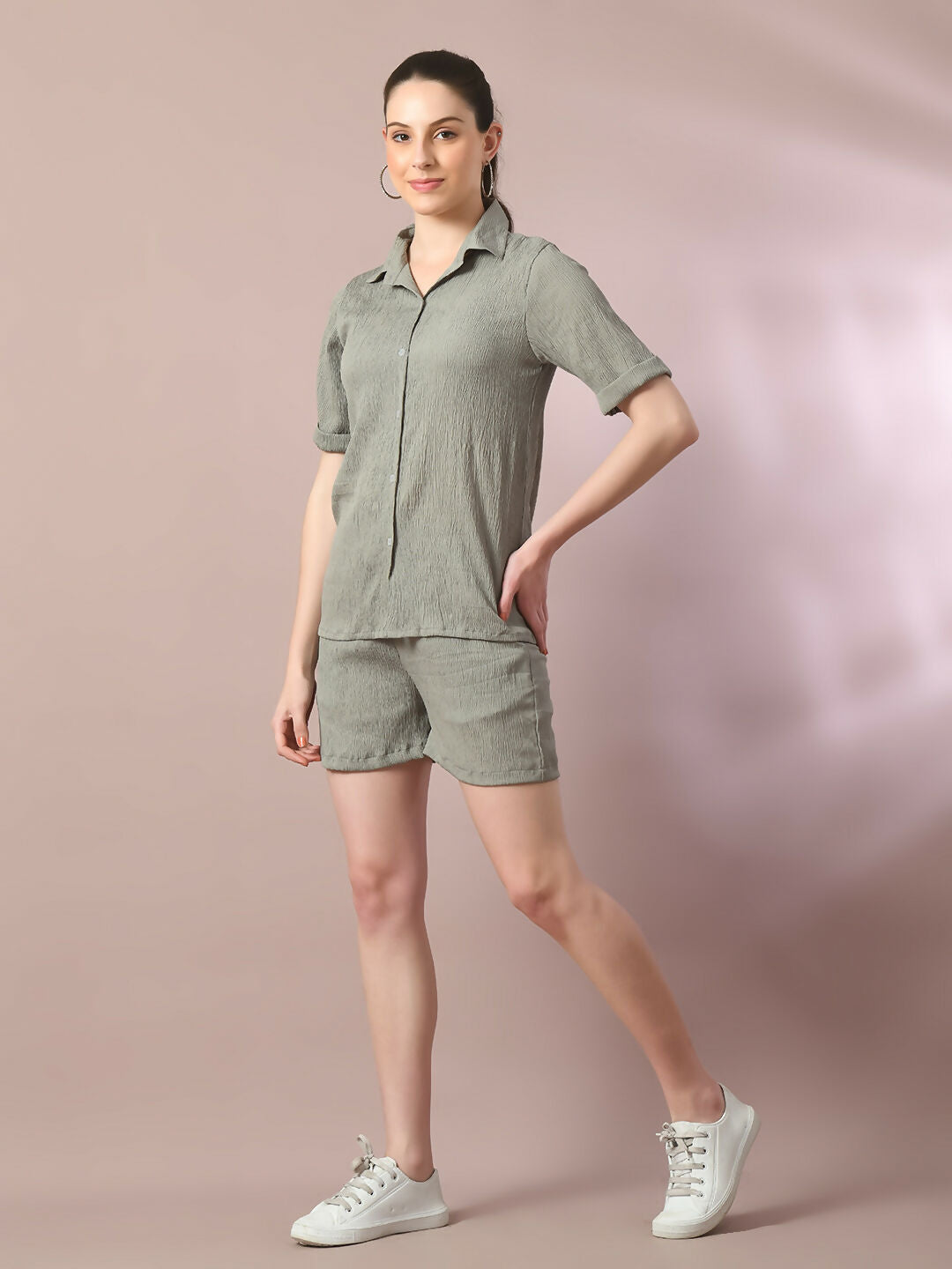 Myshka Women's Grey Solid Shirt Collar Party Shirt With Shorts Co-ord set