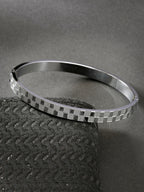 NVR Men's Silver-Plated Stainless Steel Kada Bracelet - Distacart