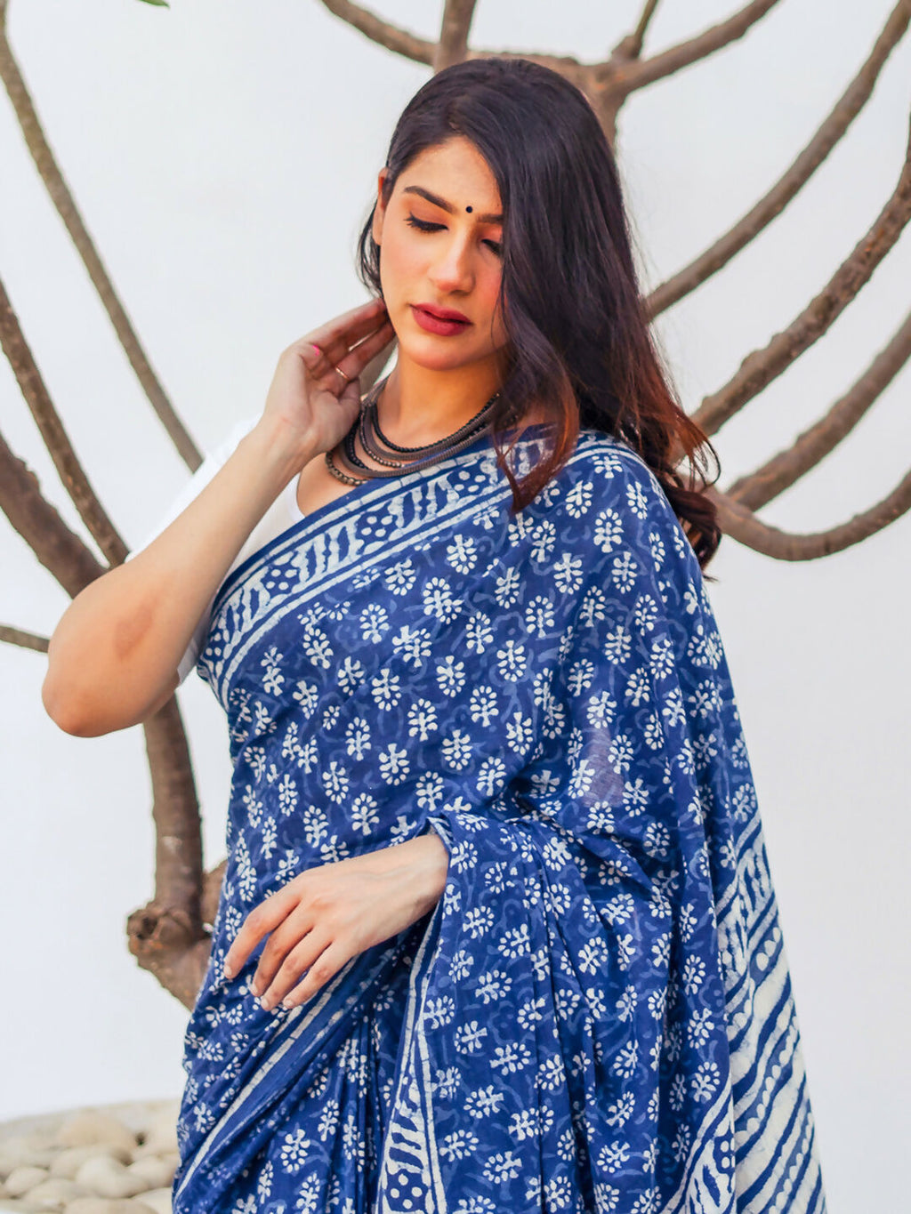 Zibaa Hand-Blocked Pure Mul Cotton Indigo Saree - Distacart