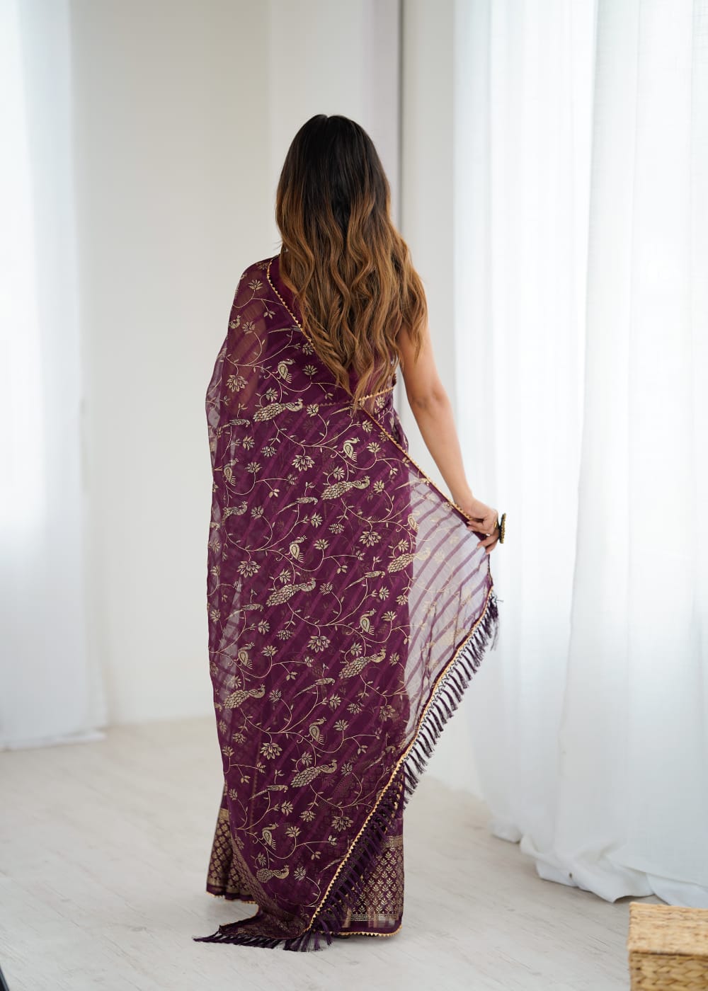 Lorenvalley Fashion Wine Solo Georgette Superb Finishing Foils Print & Fancy Zalar Lace in Border Saree with Blouse - Distacart