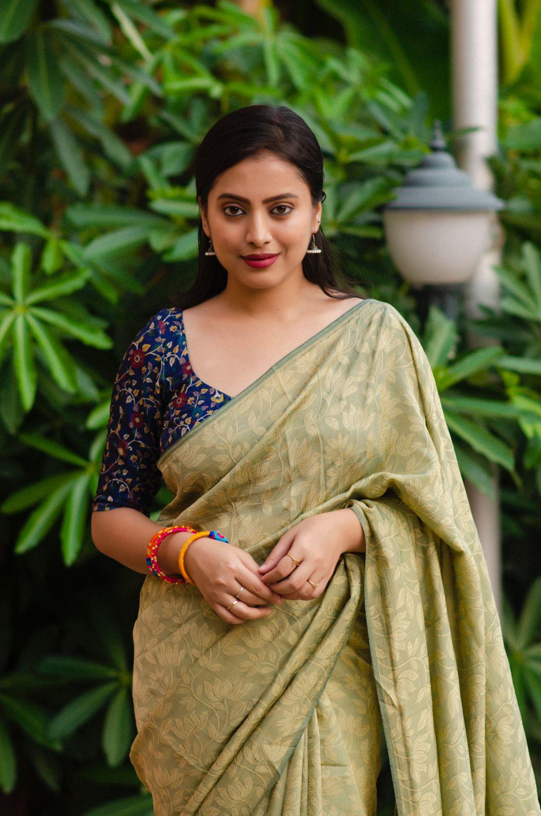 Olive Jute Silk Woven Design Saree with Unstitched Blouse - A2M
