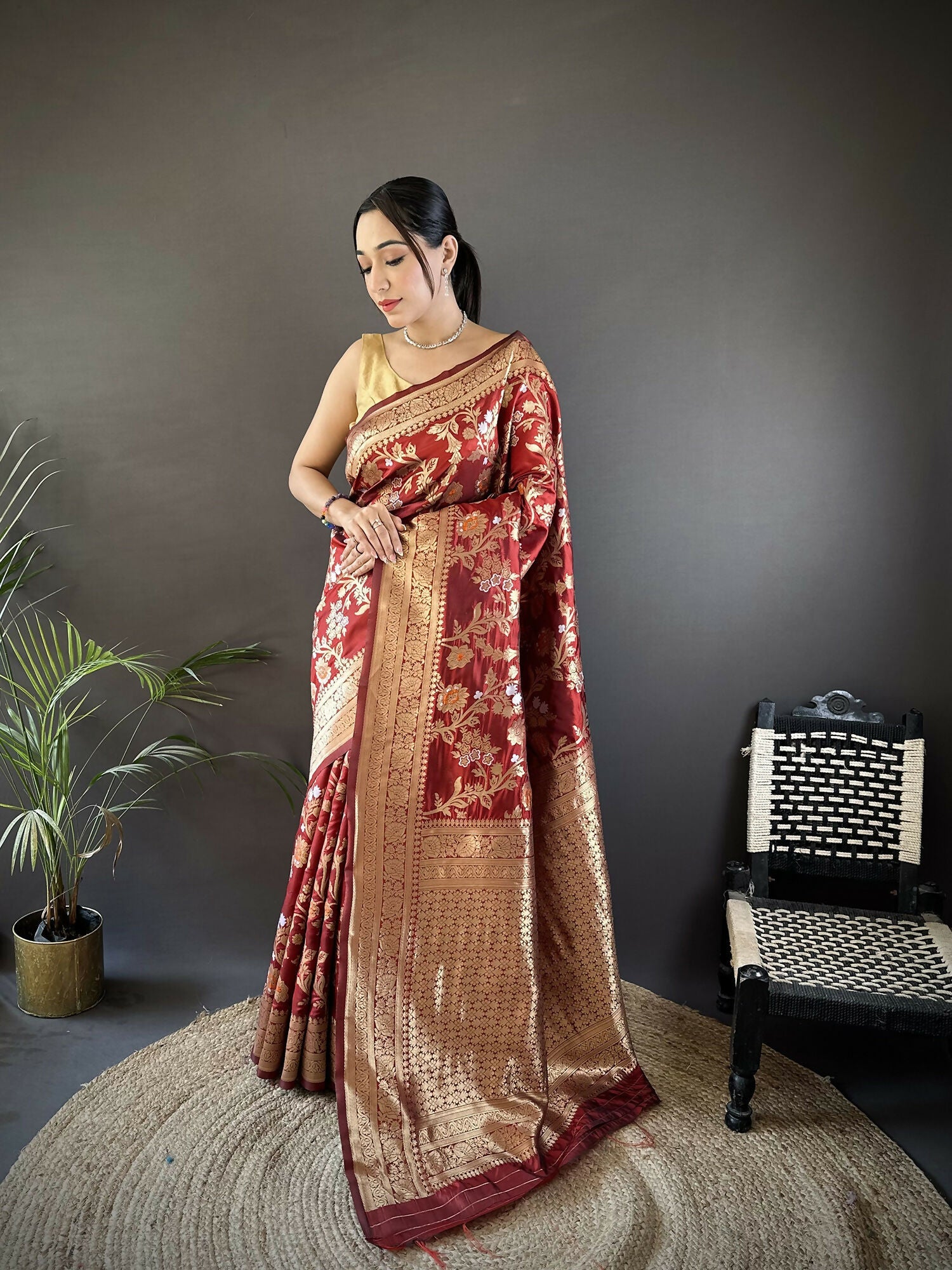 Joban Fashion Maroon Floral & Ethnic Motifs Design Soft Silk Meenakari Banarasi Saree - Distacart