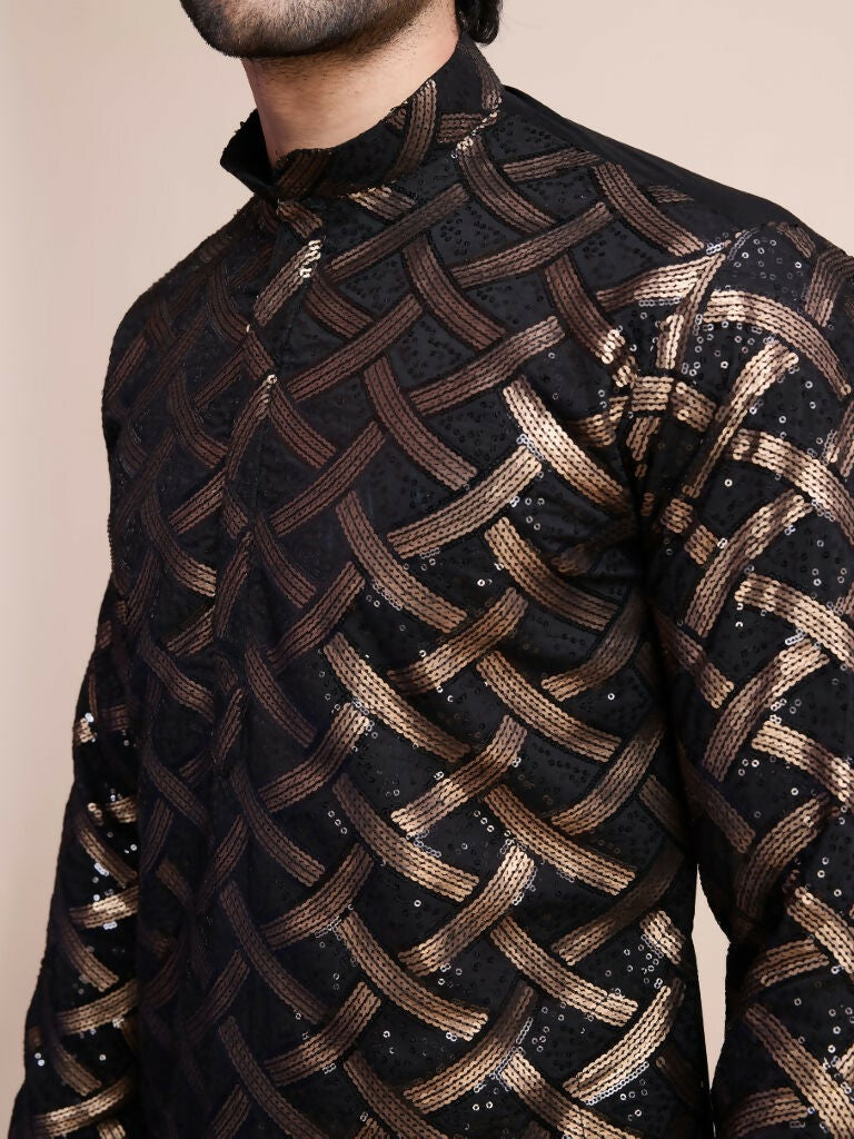 Vastranavya Traditional Festival Wear Pure Silk Thread & Sequence Embroidered Work Kurta